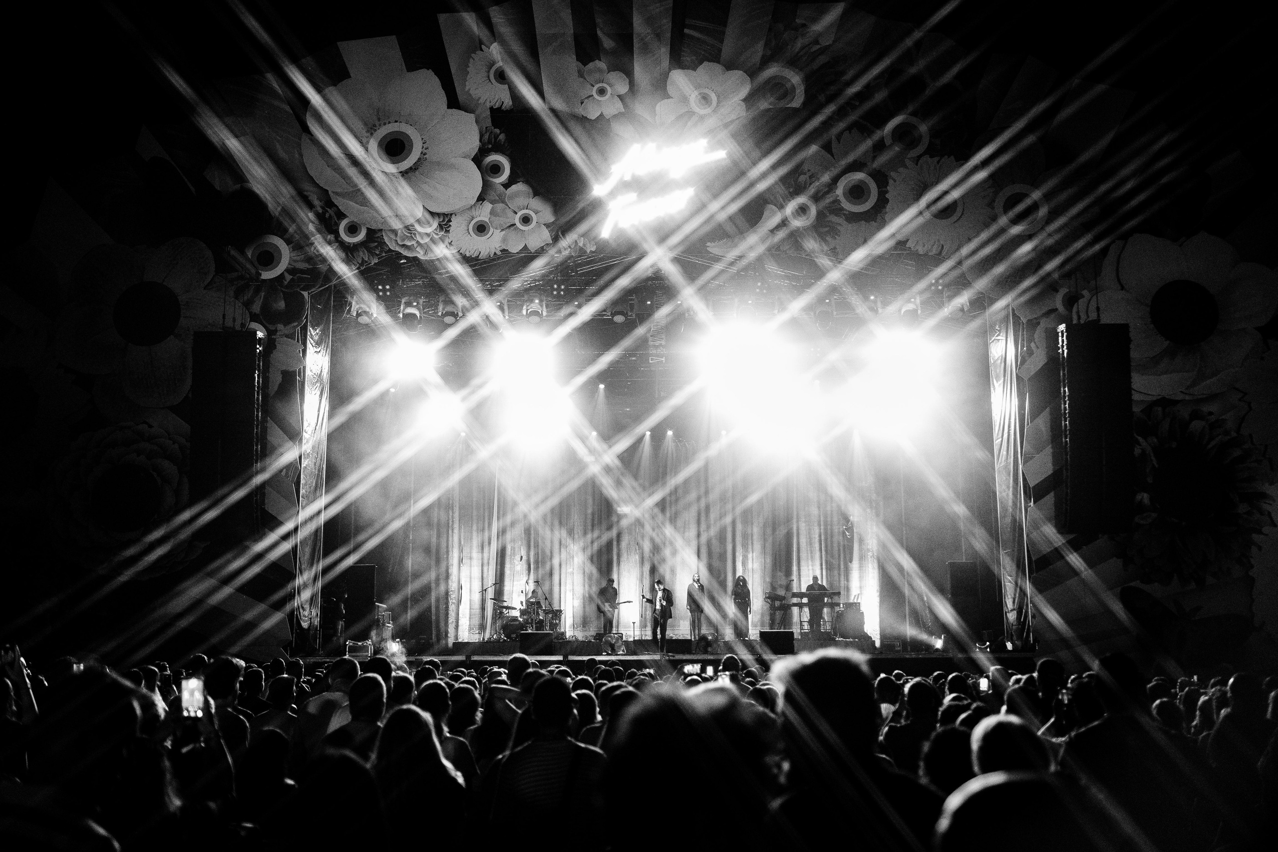 HURTS — Always Forever. Bucharest. Foto • Video • Produktion • Luftbildaufnahmen • Erstellung von Medien