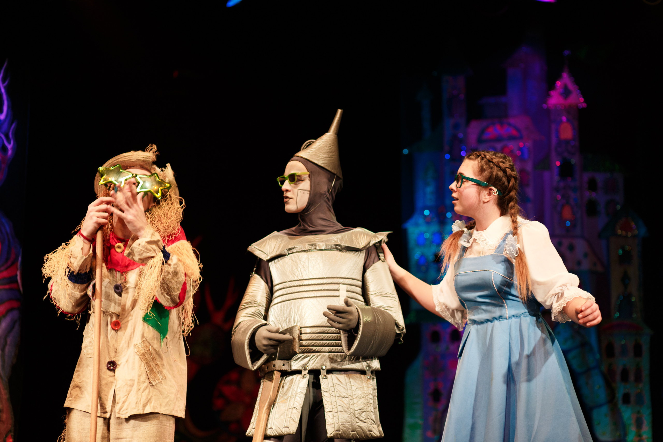 Театр «Сорванцы». Волшебник Изумрудного города. Фото • Видео • Аэросъемка • Контент для бизнеса