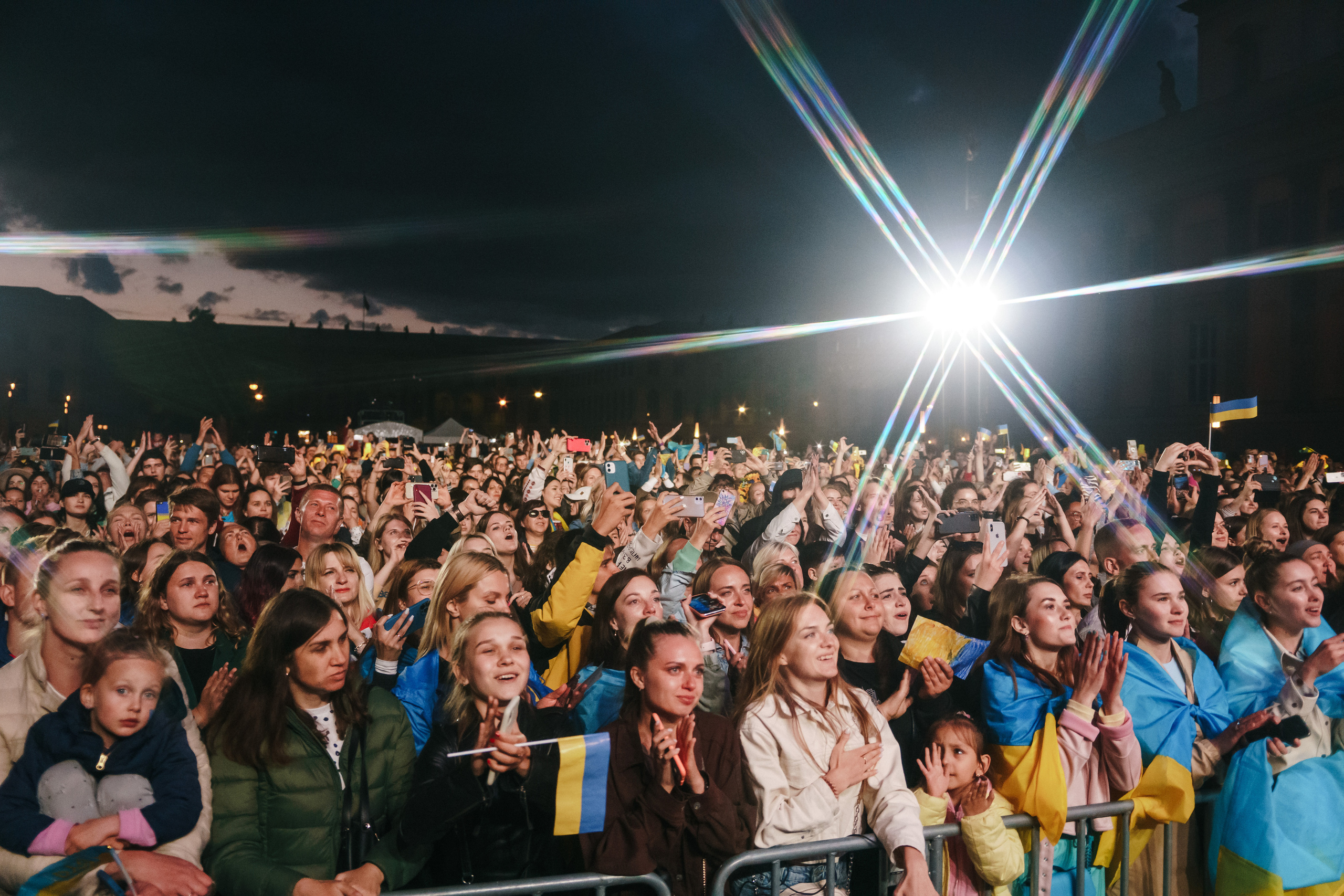 Life Will Win. Berlin. Photo • Video • Production • Aerial • Media Creation