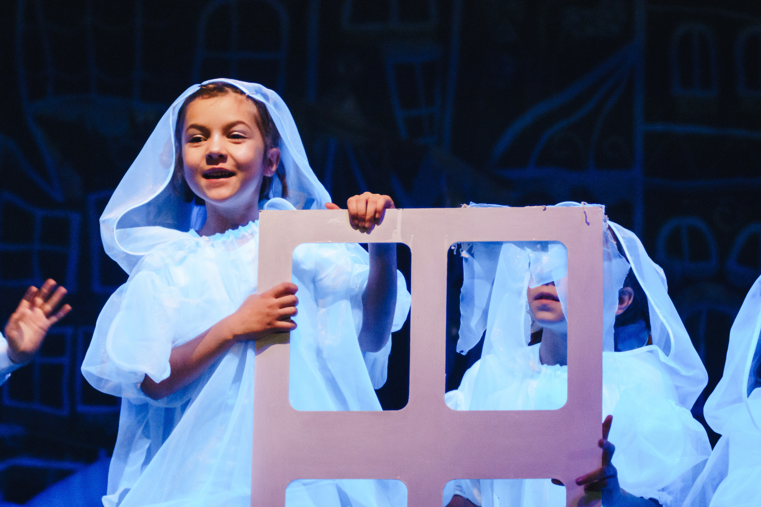 Театр «Сорванцы». Голубая стрела. Фото • Видео • Аэросъемка • Контент для бизнеса