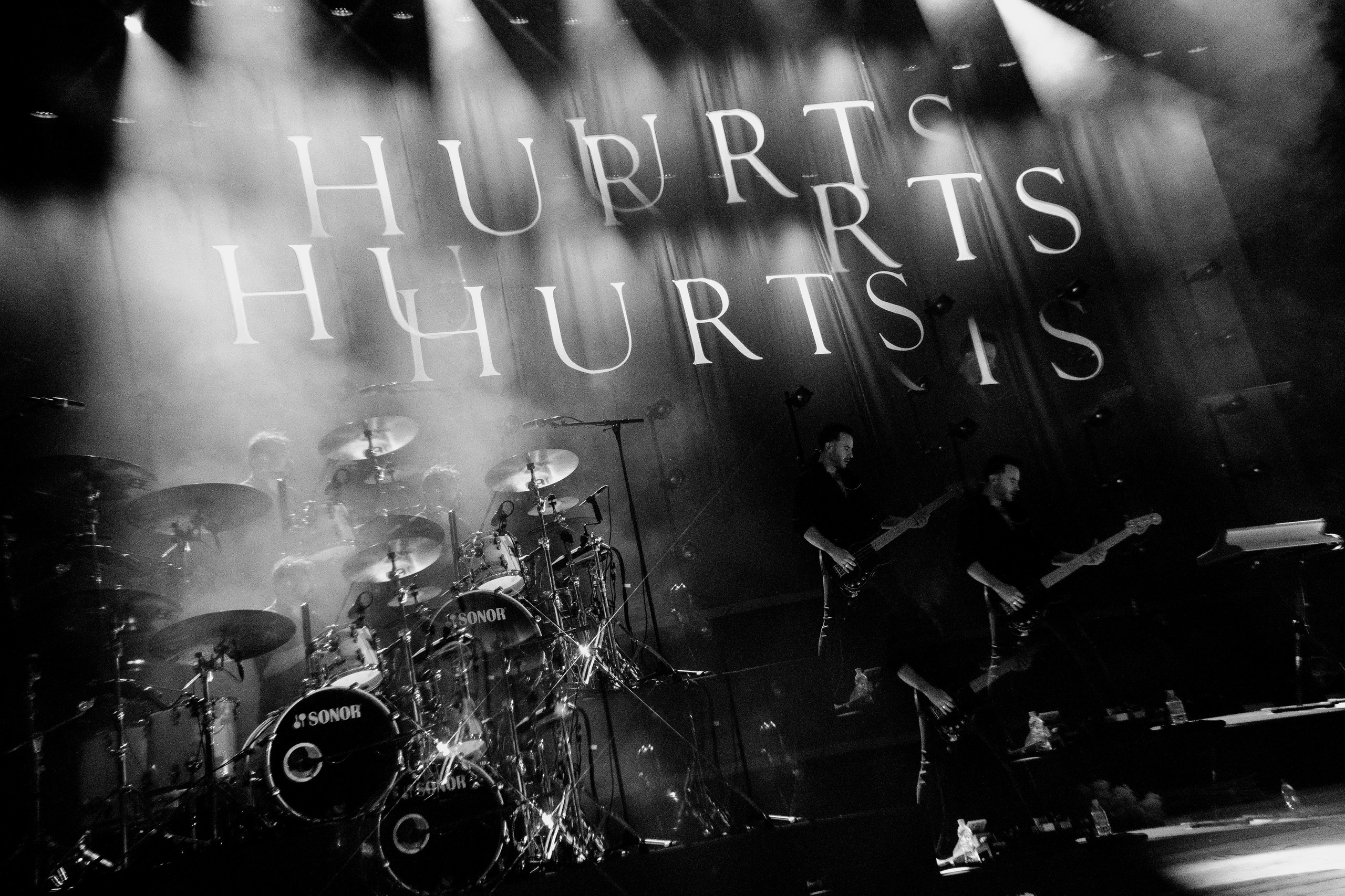 HURTS — Sigulda Medieval Castle. Фото • Відео • Аерозйомка • Контент для бізнесу