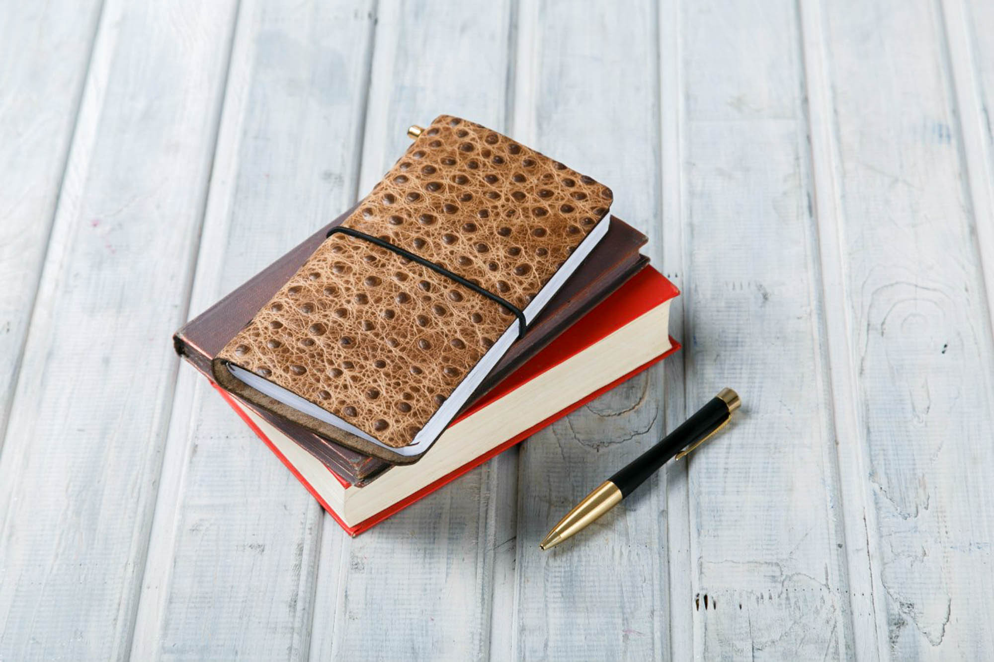 Betterson. Кошельки и блокноты. Фото • Відео • Аерозйомка • Контент для бізнесу