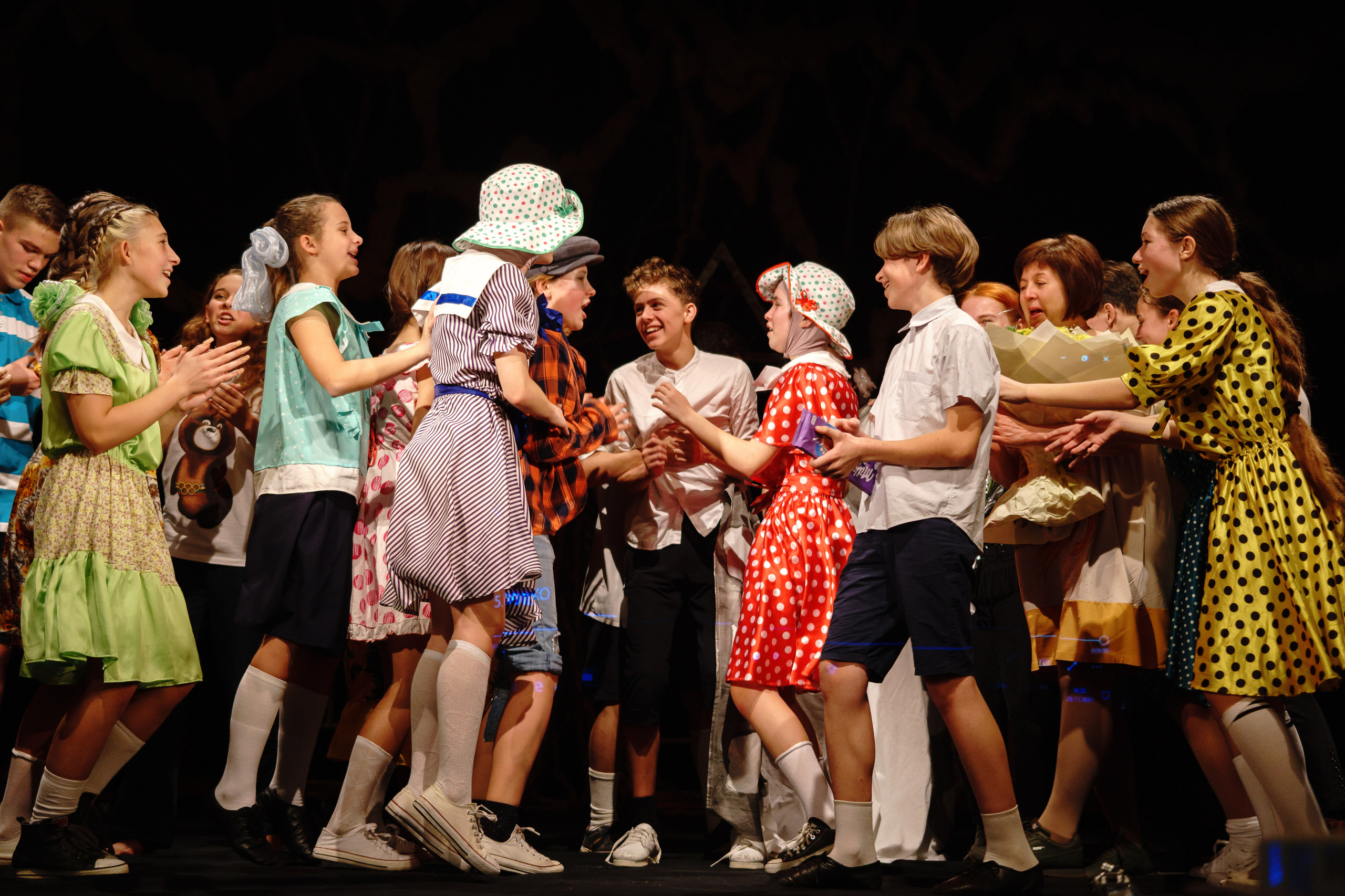 Театр «Сорванцы». Манюня. Фото • Відео • Аерозйомка • Контент для бізнесу