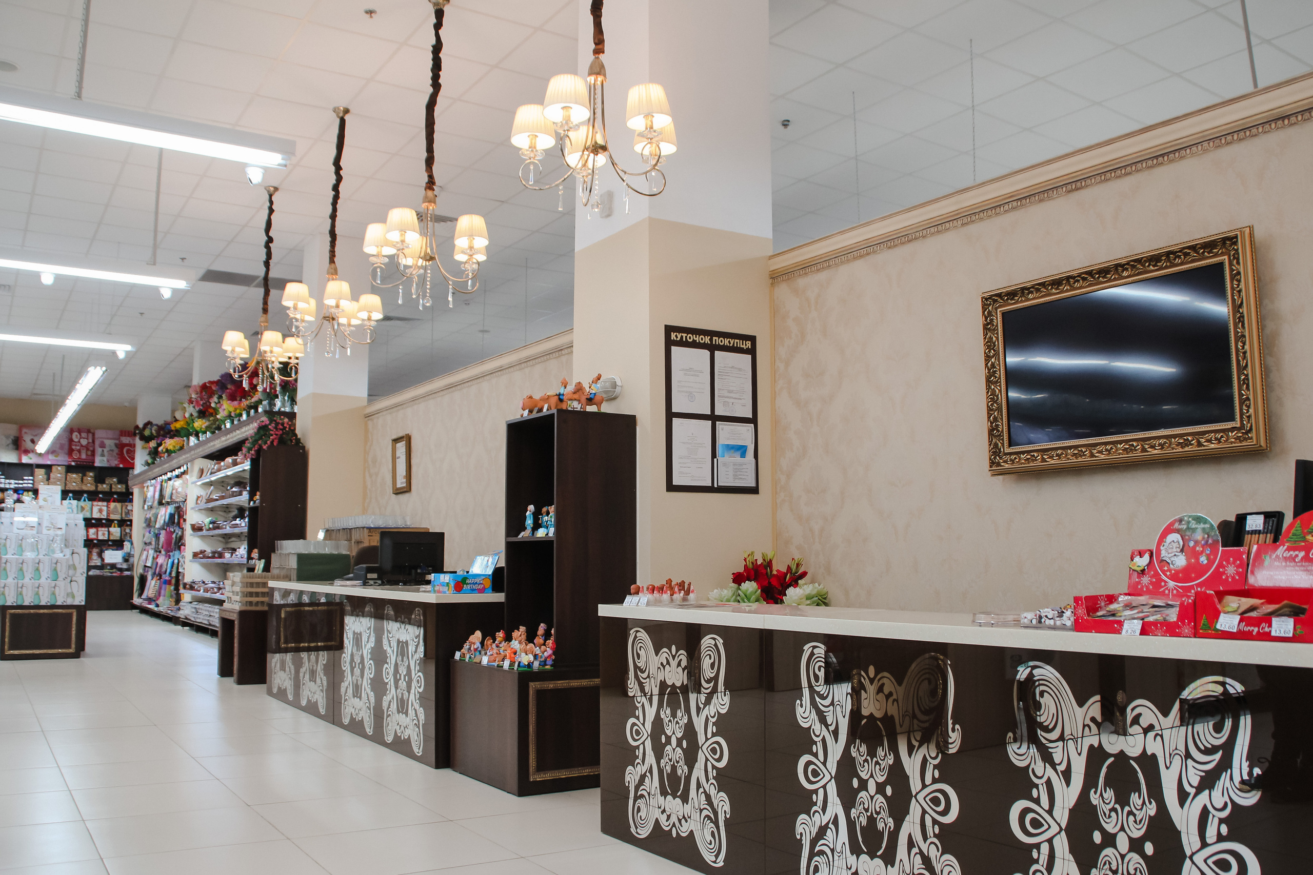 Элементы декора интерьера супермаркета «Рост». Foto • Video • Produktion • Luftbildaufnahmen • Erstellung von Medien