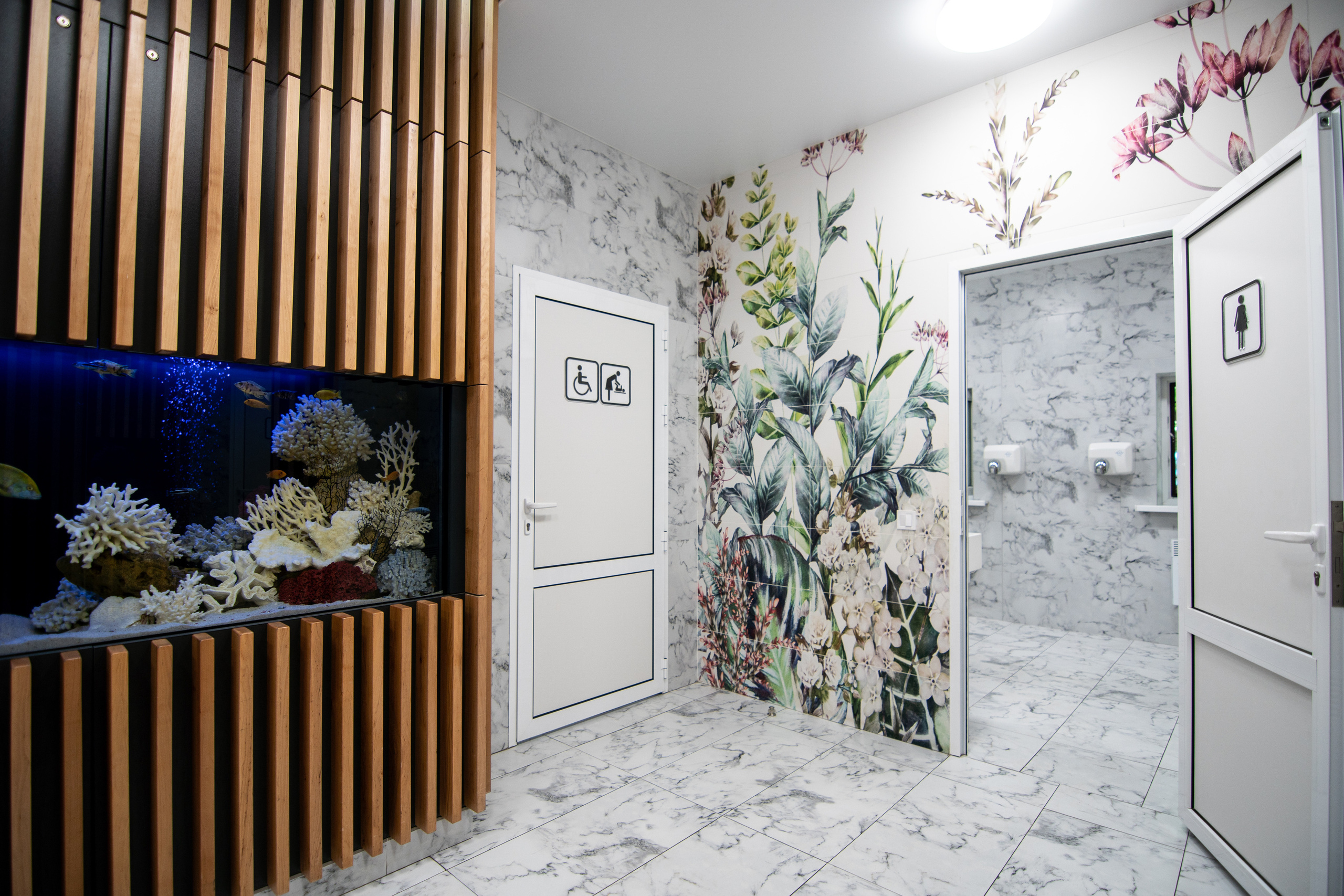 Туалет. Парк Горького. Photo • Video • Production • Aerial • Media Creation