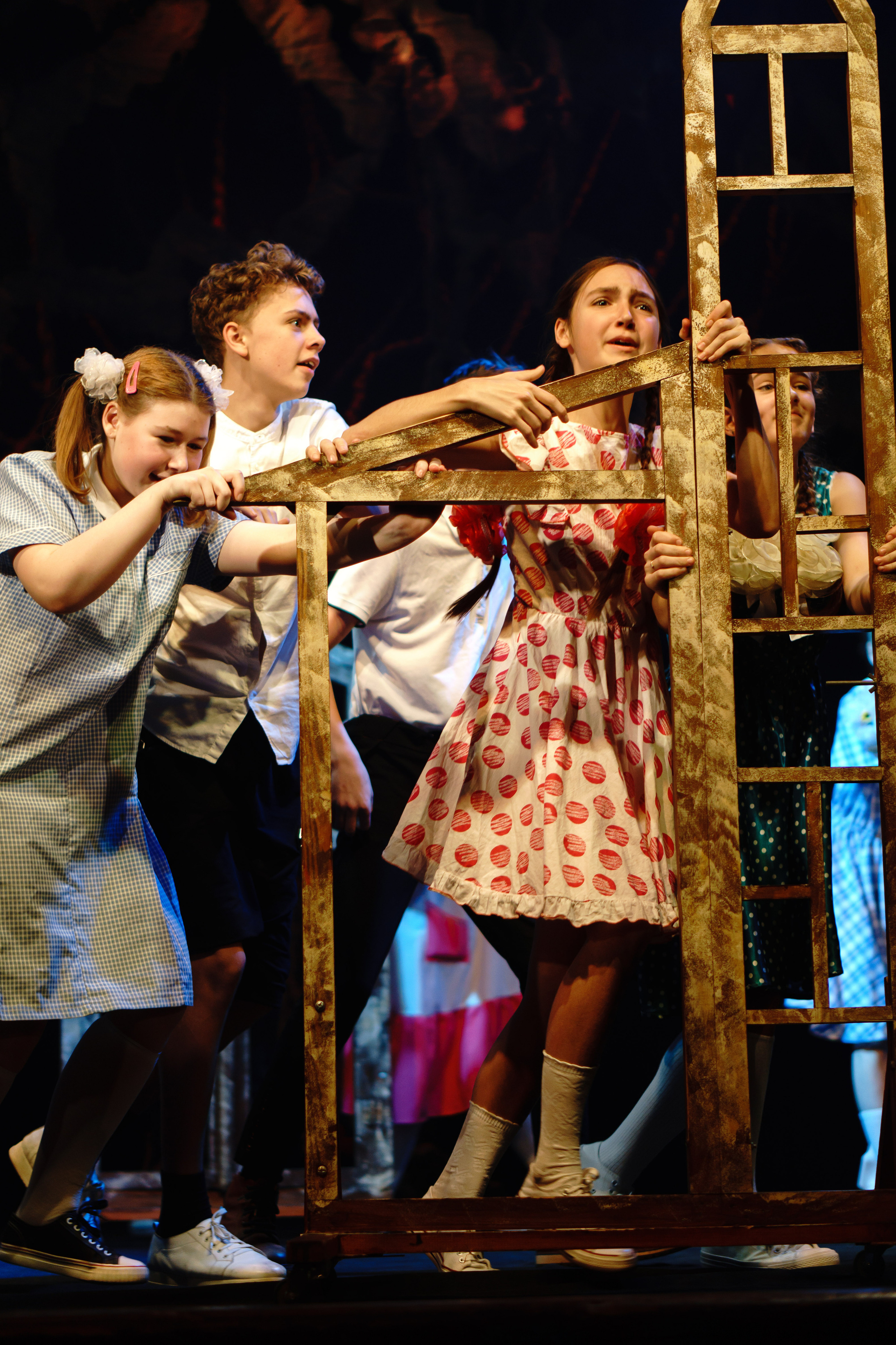 Театр «Сорванцы». Манюня. Фото • Відео • Аерозйомка • Контент для бізнесу