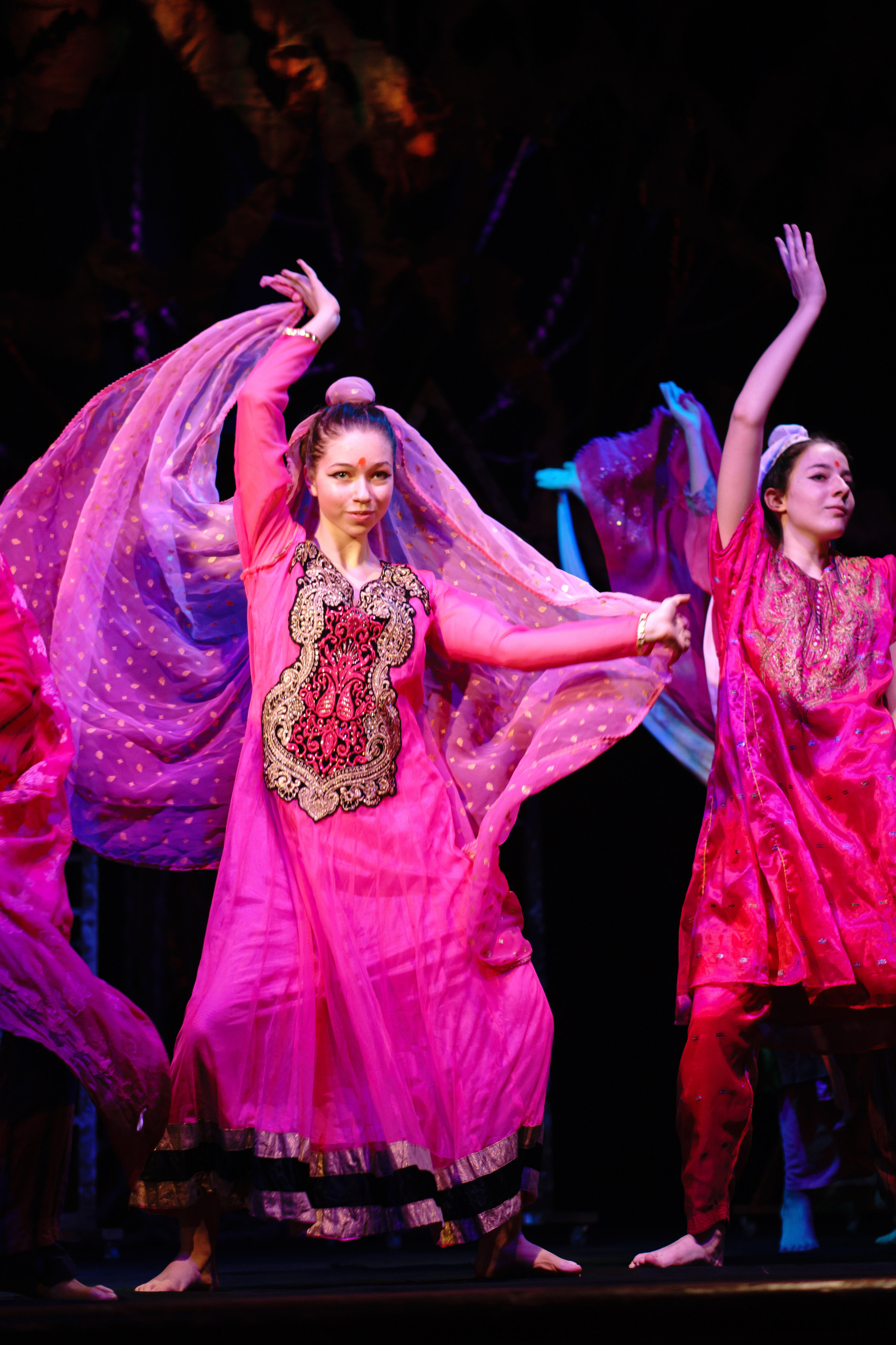 Театр «Сорванцы». Манюня. Фото • Відео • Аерозйомка • Контент для бізнесу