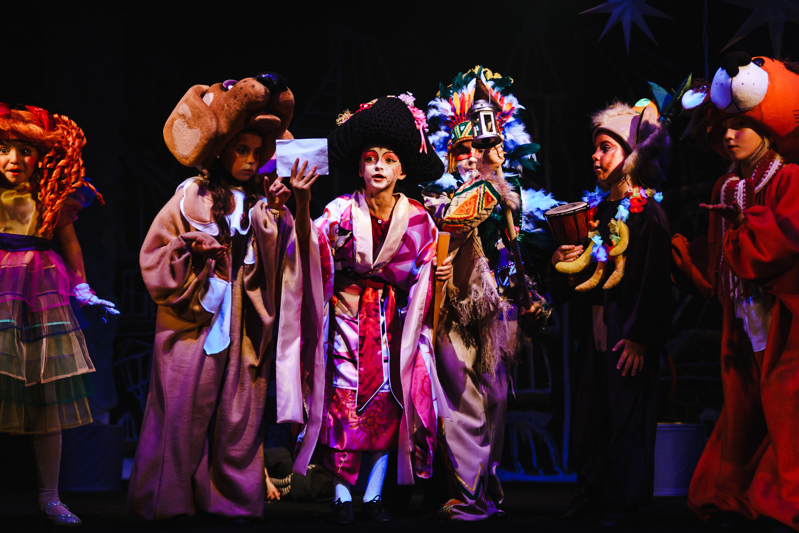 Театр «Сорванцы». Голубая стрела. Фото • Видео • Аэросъемка • Контент для бизнеса