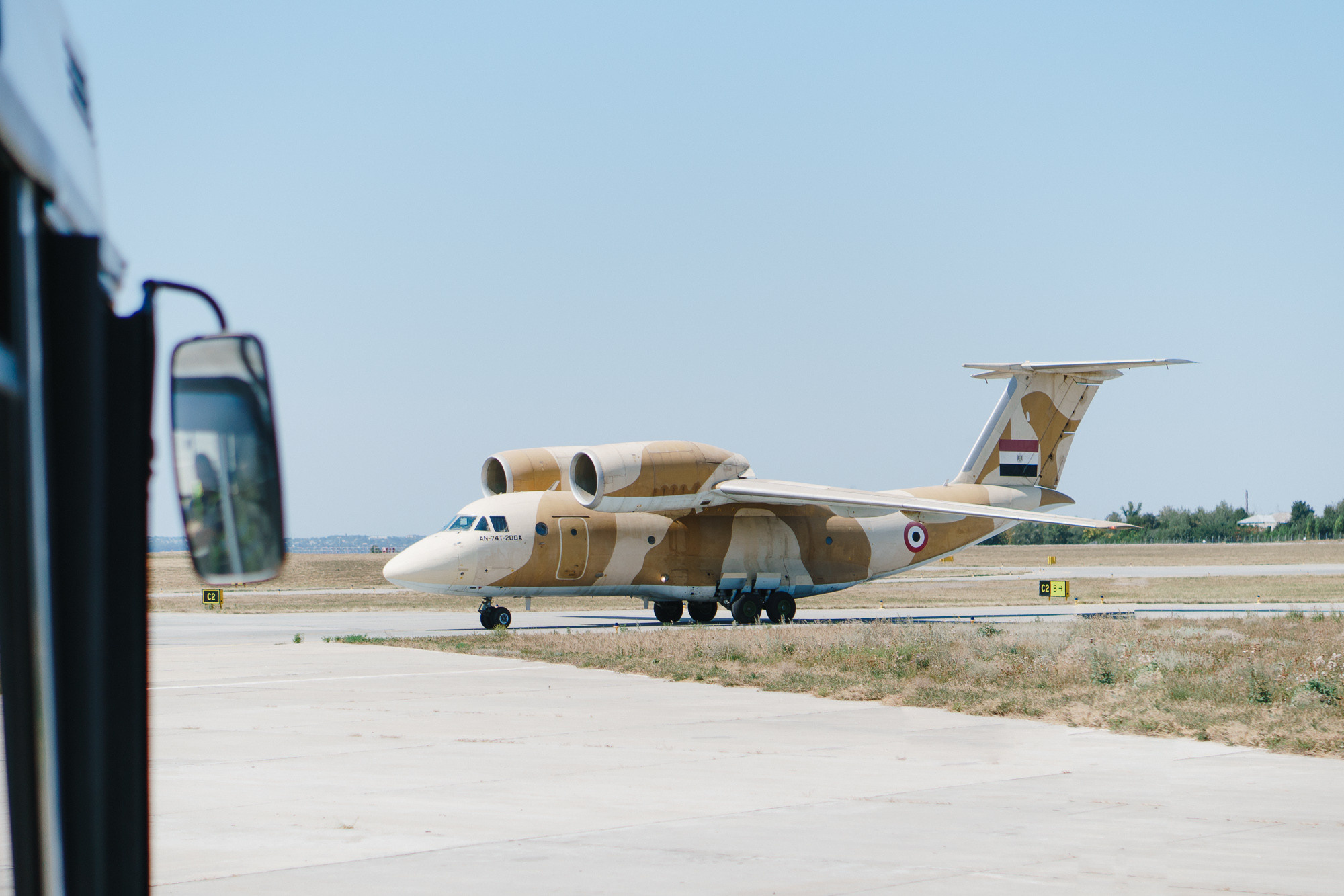 Plane Spotting Day. Kharkiv International Airport. Foto • Video • Produktion • Luftbildaufnahmen • Erstellung von Medien
