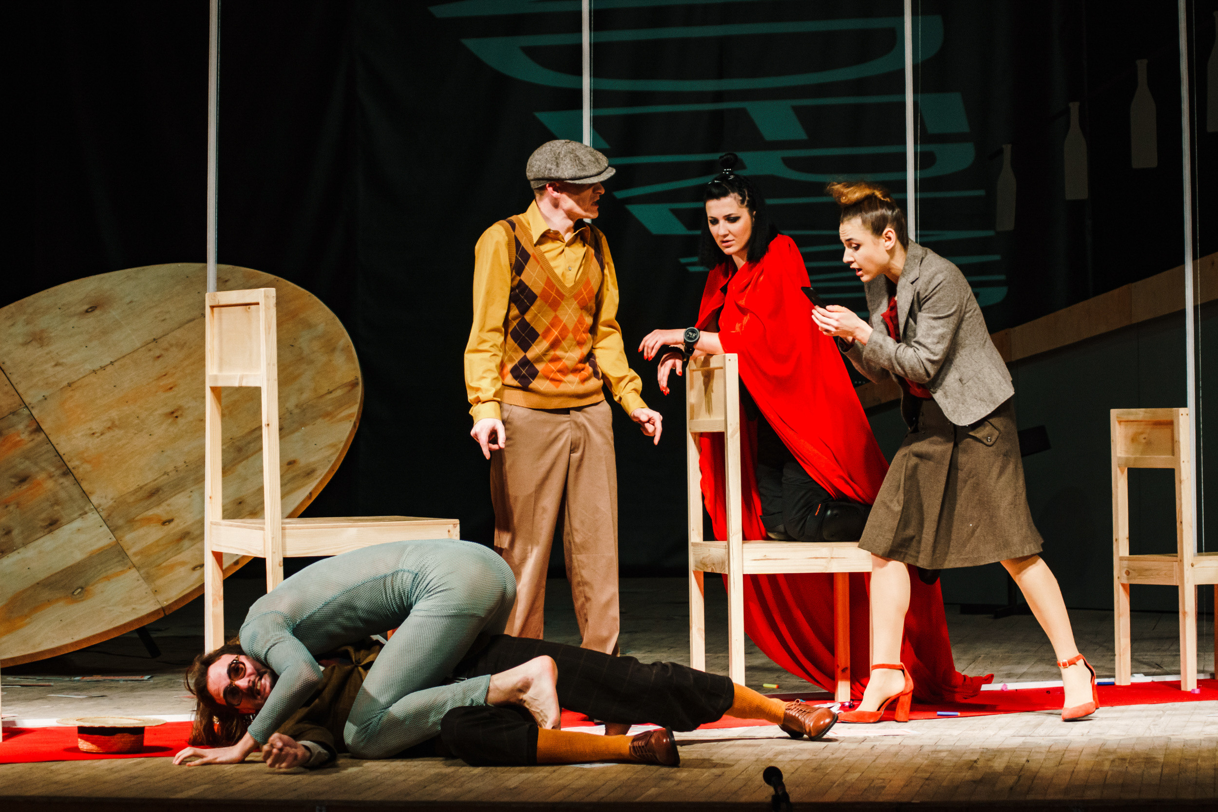 Театр «Прекрасные Цветы». Alice in Wonderland. Фото • Відео • Аерозйомка • Контент для бізнесу