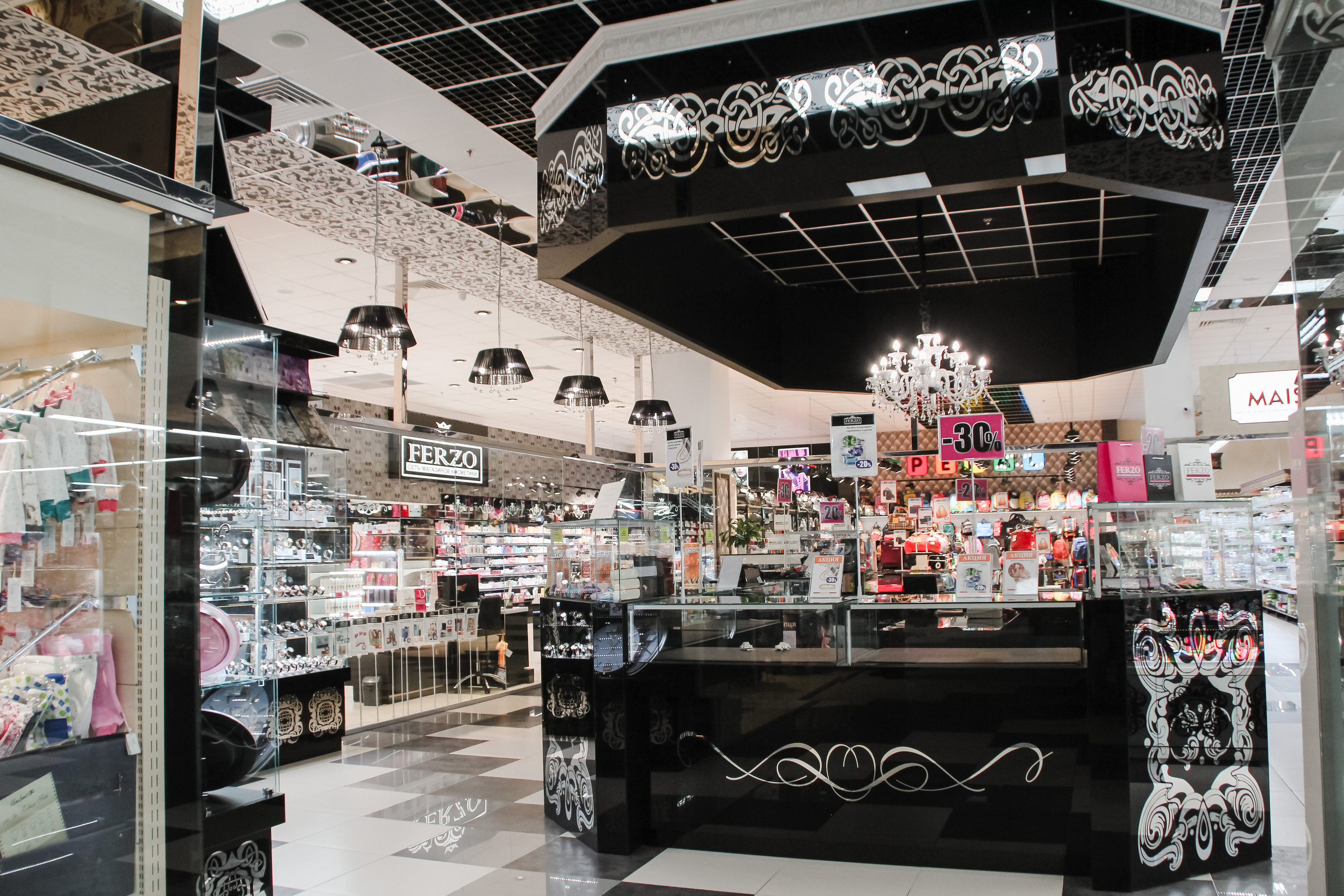 Элементы декора интерьера супермаркета «Рост». Foto • Video • Produktion • Luftbildaufnahmen • Erstellung von Medien