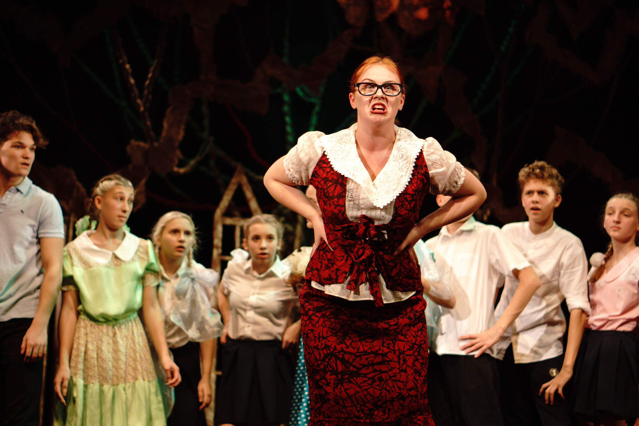 Театр «Сорванцы». Манюня. Фото • Відео • Аерозйомка • Контент для бізнесу