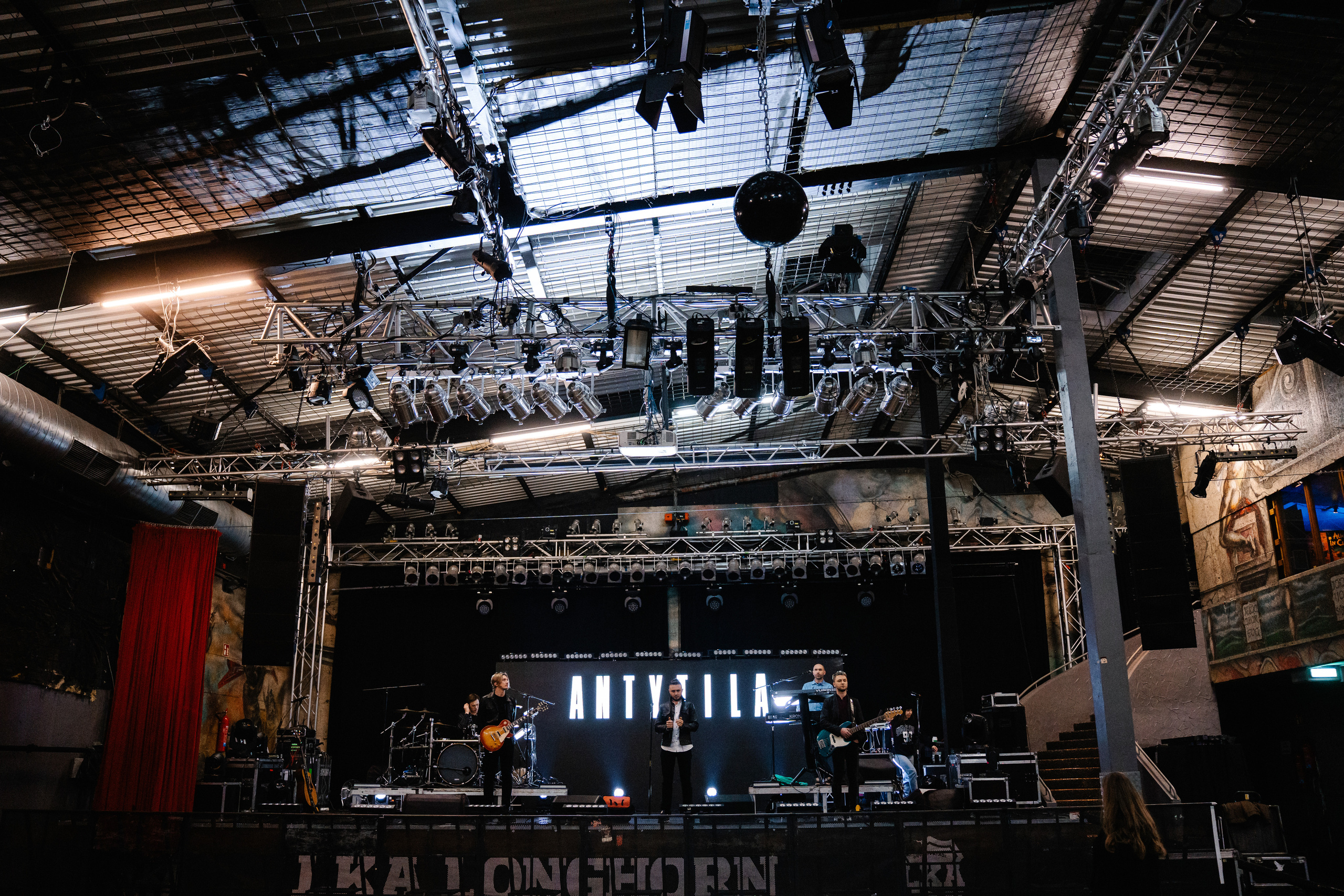 Антитіла. Stuttgart — LKA-Longhorn. Photo • Video • Production • Aerial • Media Creation