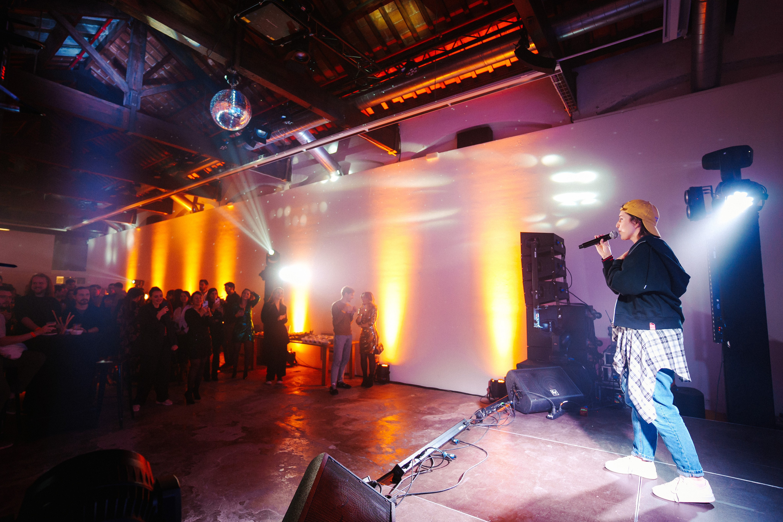 Barcelona — We shine together. Foto • Video • Produktion • Luftbildaufnahmen • Erstellung von Medien