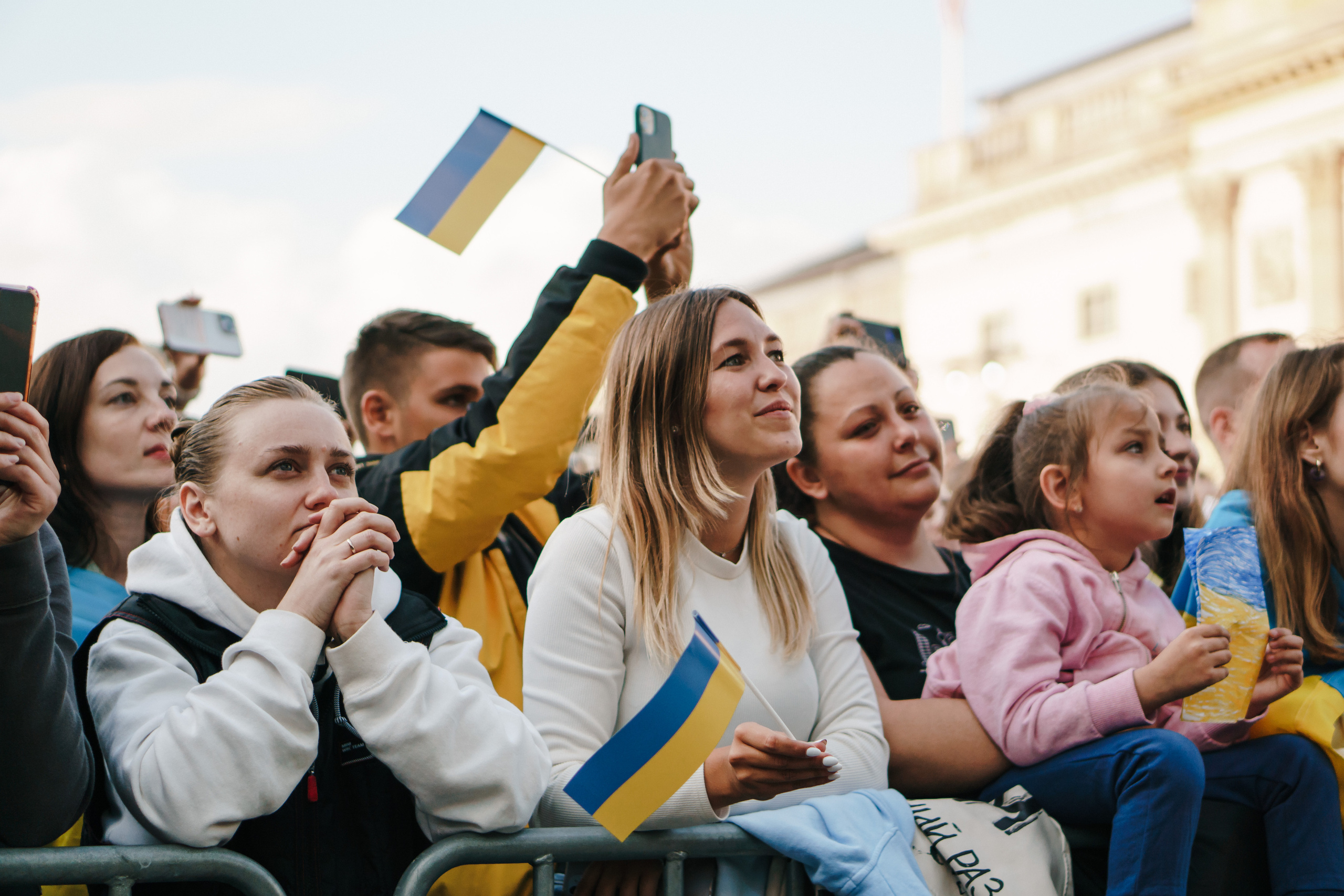 Life Will Win. Berlin. Photo • Video • Production • Aerial • Media Creation