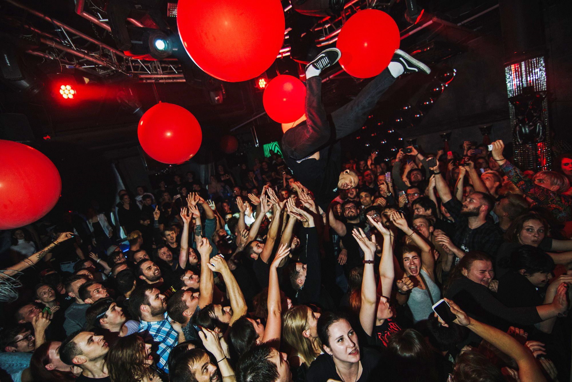 Anacondaz. Белгород — клуб «Часы». Фото • Відео • Аерозйомка • Контент для бізнесу