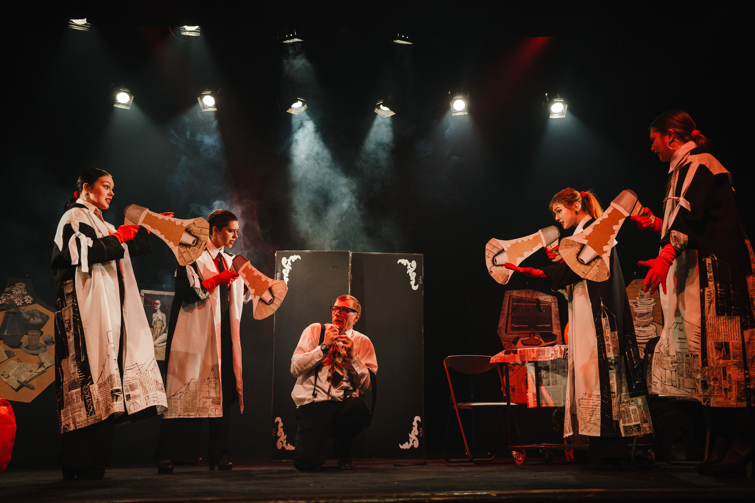 Театр «Сорванцы». Три плюс Кот. Фото • Видео • Аэросъемка • Контент для бизнеса