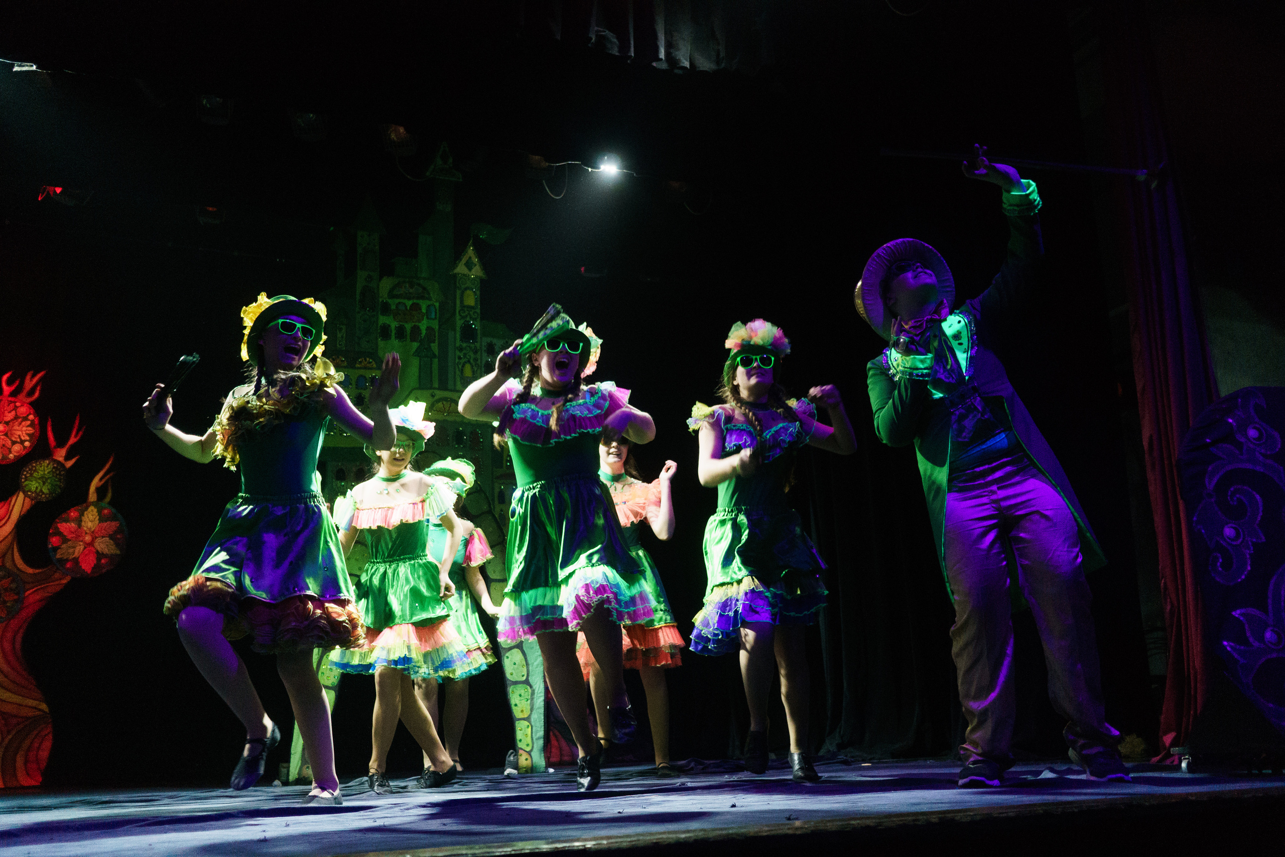 Театр «Сорванцы». Волшебник Изумрудного города. Фото • Видео • Аэросъемка • Контент для бизнеса