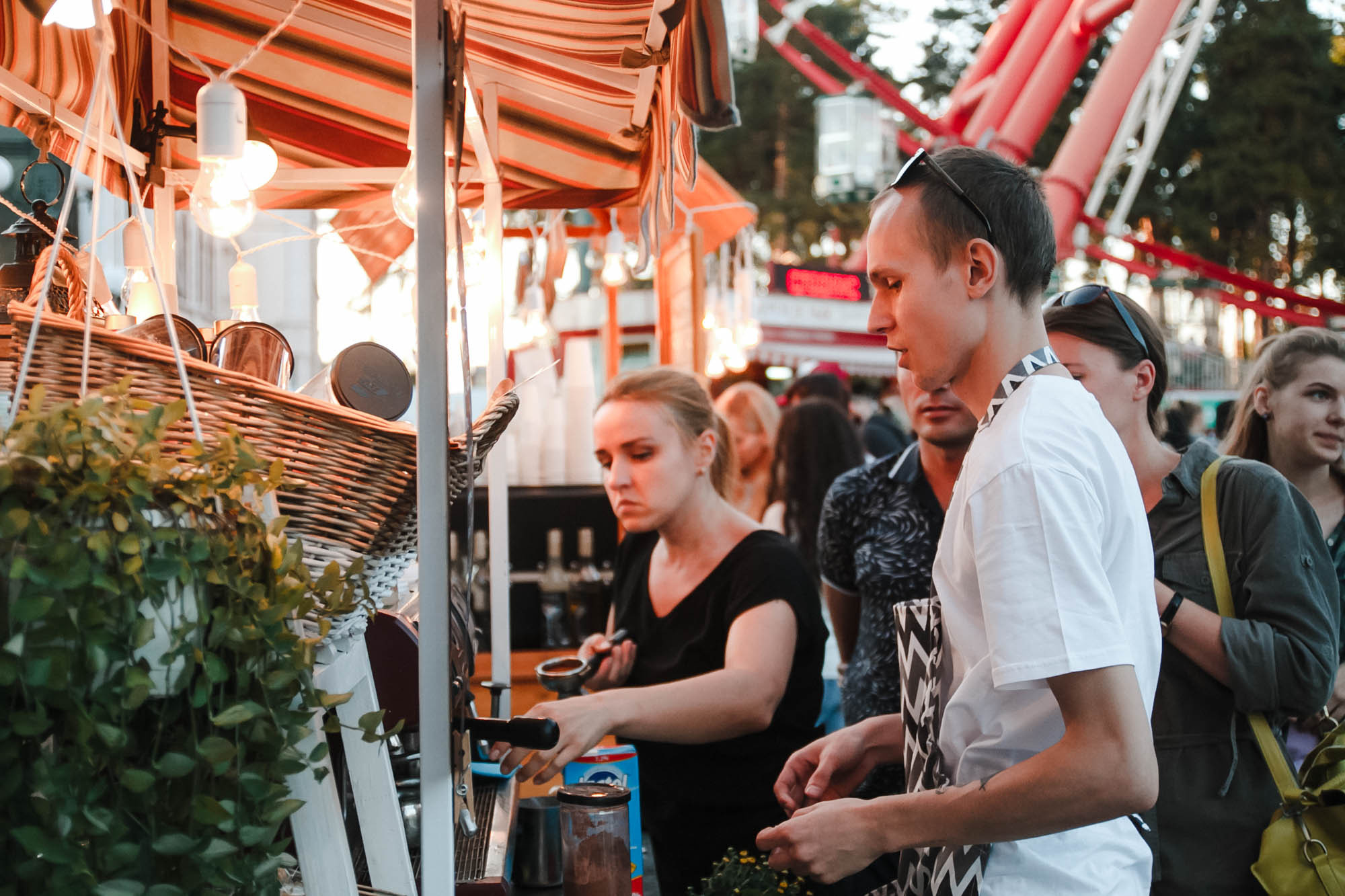 Фестиваль кофе в Центральном парке. Foto • Video • Produktion • Luftbildaufnahmen • Erstellung von Medien