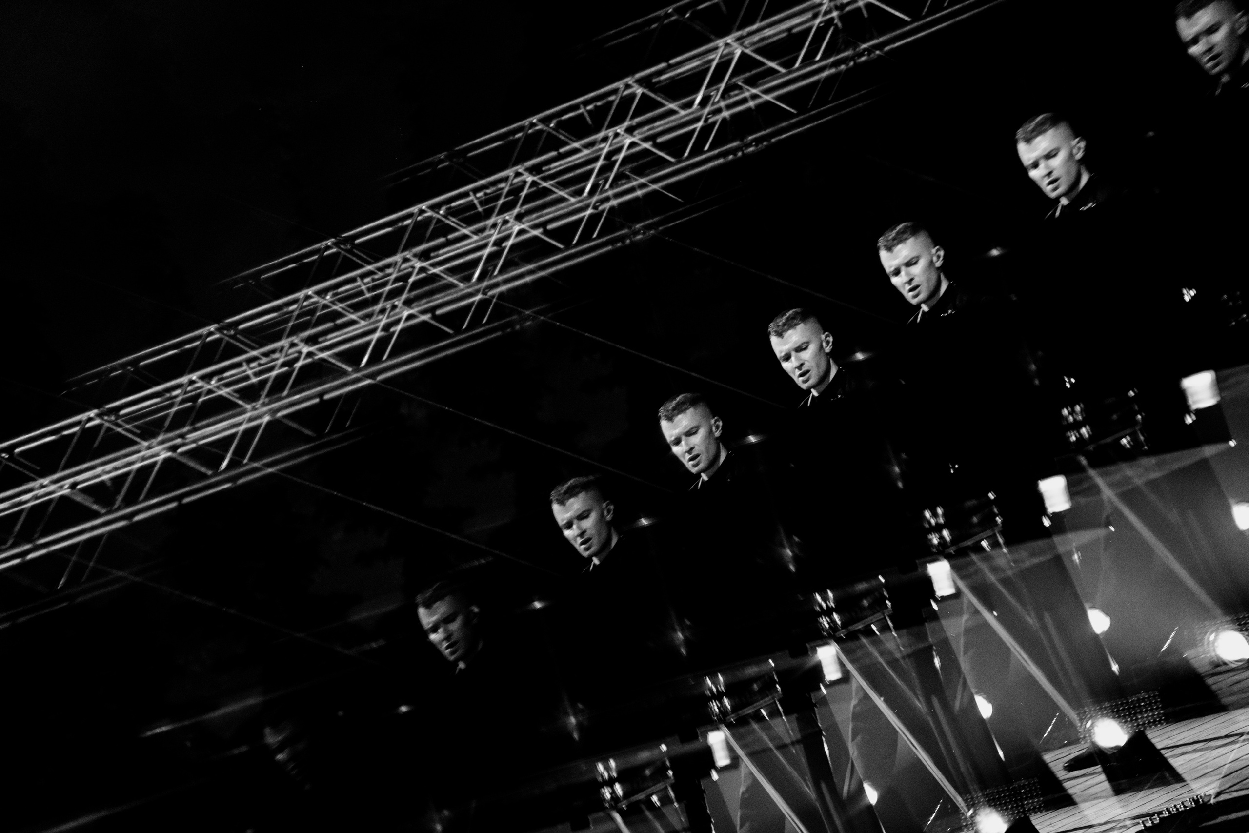 HURTS — Sigulda Medieval Castle. Фото • Відео • Аерозйомка • Контент для бізнесу