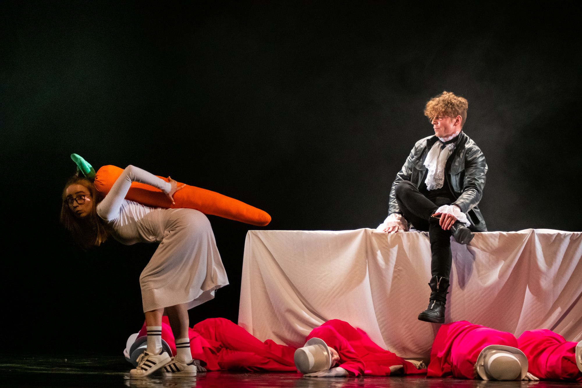 Лена Пуль. Алиса. Фото • Видео • Аэросъемка • Контент для бизнеса