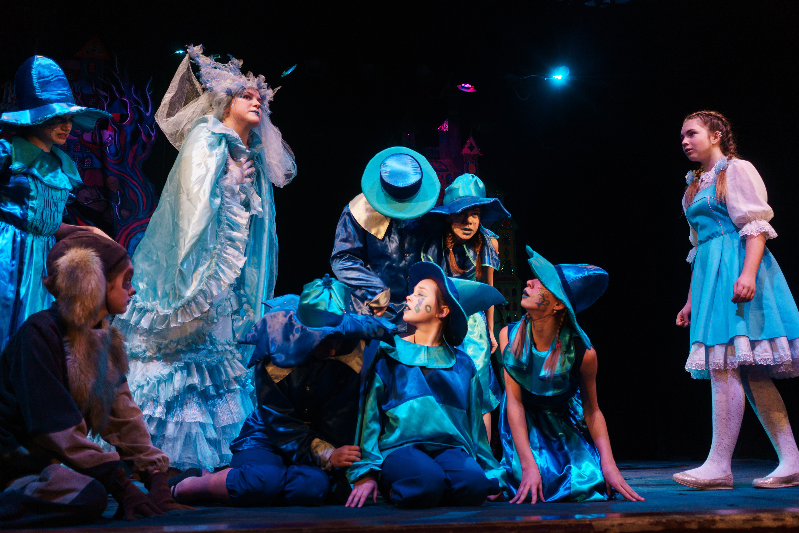 Театр «Сорванцы». Волшебник Изумрудного города. Фото • Видео • Аэросъемка • Контент для бизнеса