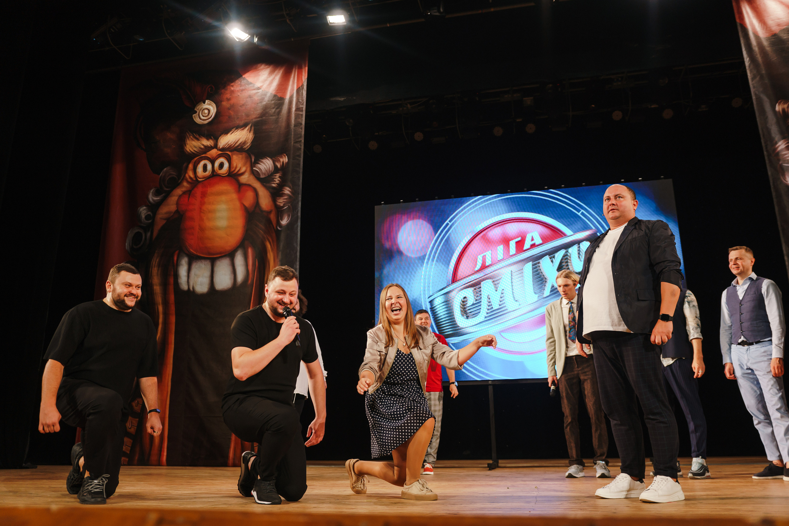 Лига Смеха. Харьков — ХНАТОБ. Фото • Відео • Аерозйомка • Контент для бізнесу