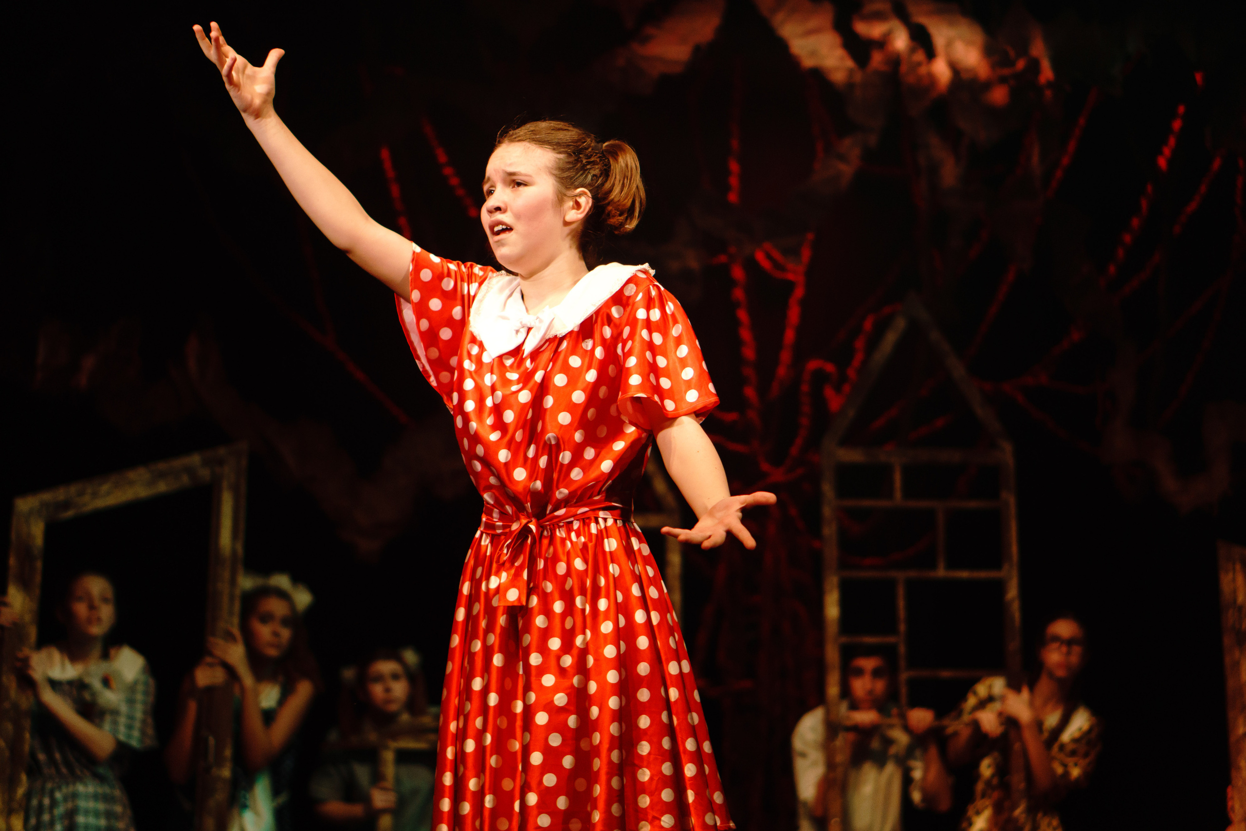 Театр «Сорванцы». Манюня. Фото • Відео • Аерозйомка • Контент для бізнесу