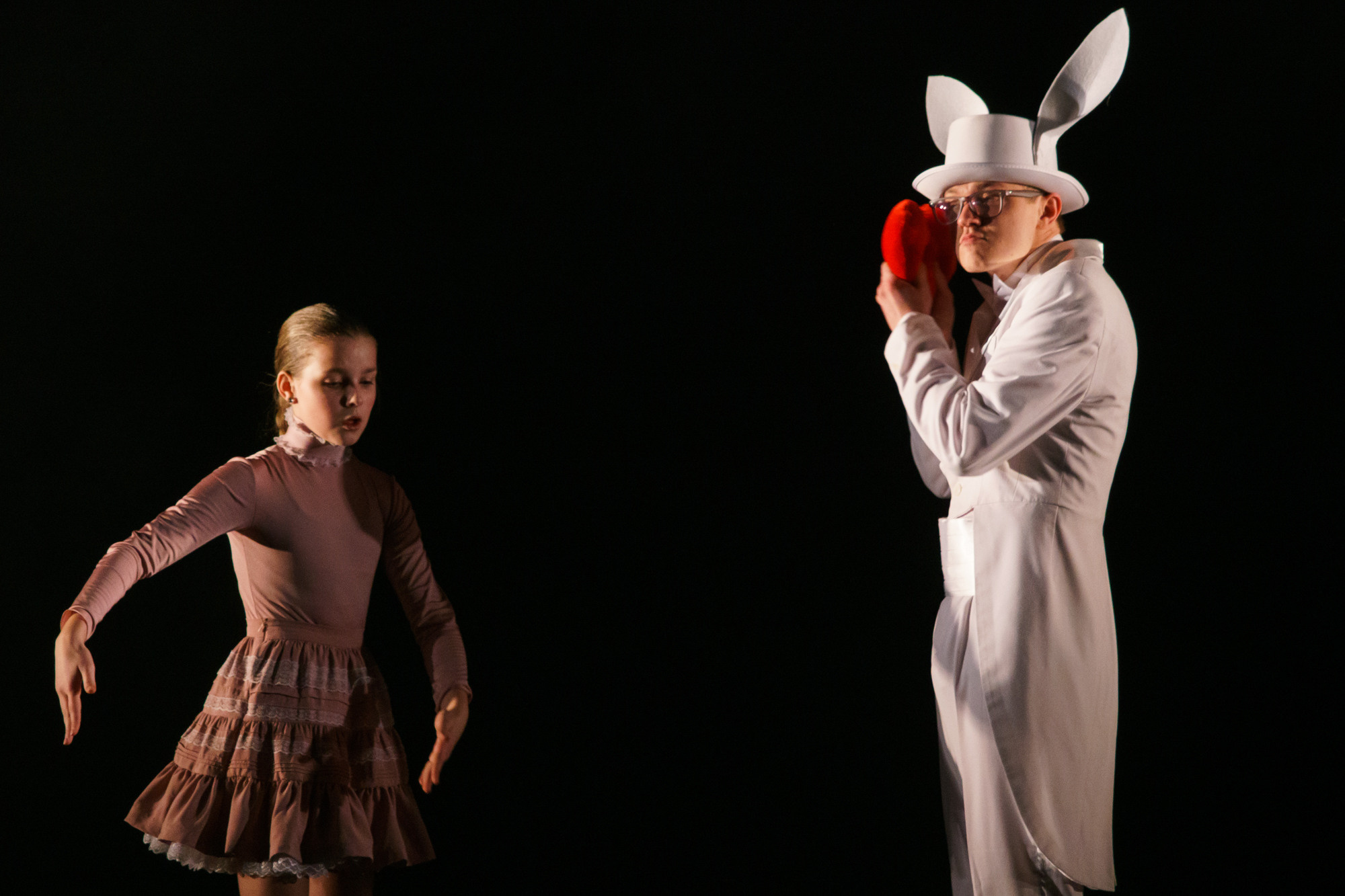 Лена Пуль. Алиса. Фото • Видео • Аэросъемка • Контент для бизнеса