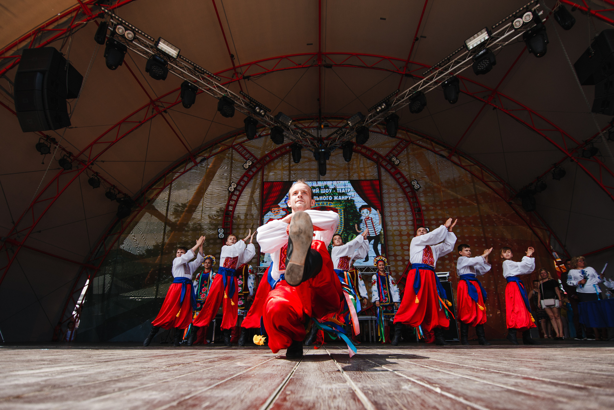 День защиты детей в Центральном парке. Foto • Video • Produktion • Luftbildaufnahmen • Erstellung von Medien