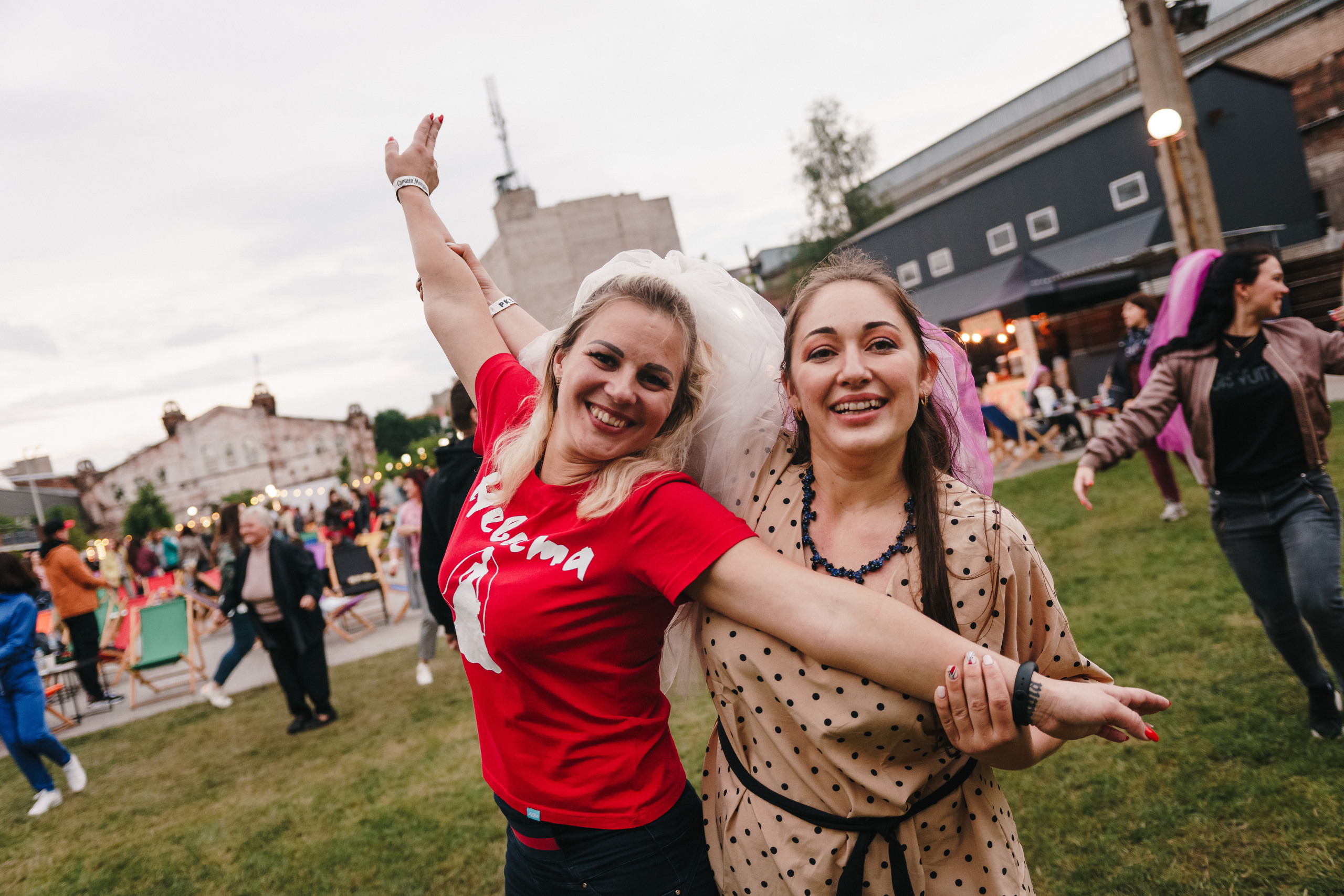 Фестиваль Поколение 90-х. День 2. Foto • Video • Produktion • Luftbildaufnahmen • Erstellung von Medien