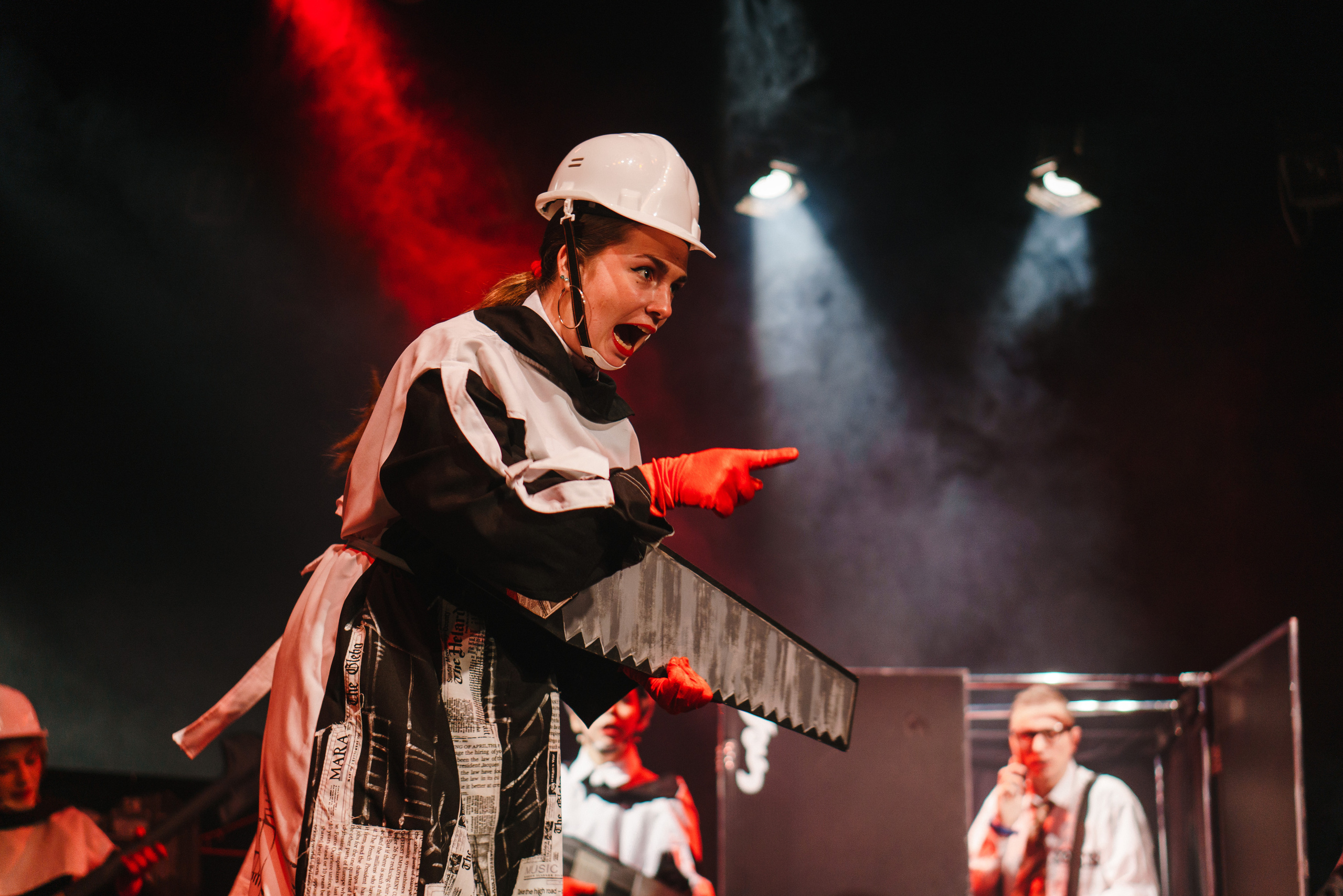 Театр «Сорванцы». Три плюс Кот. Фото • Видео • Аэросъемка • Контент для бизнеса