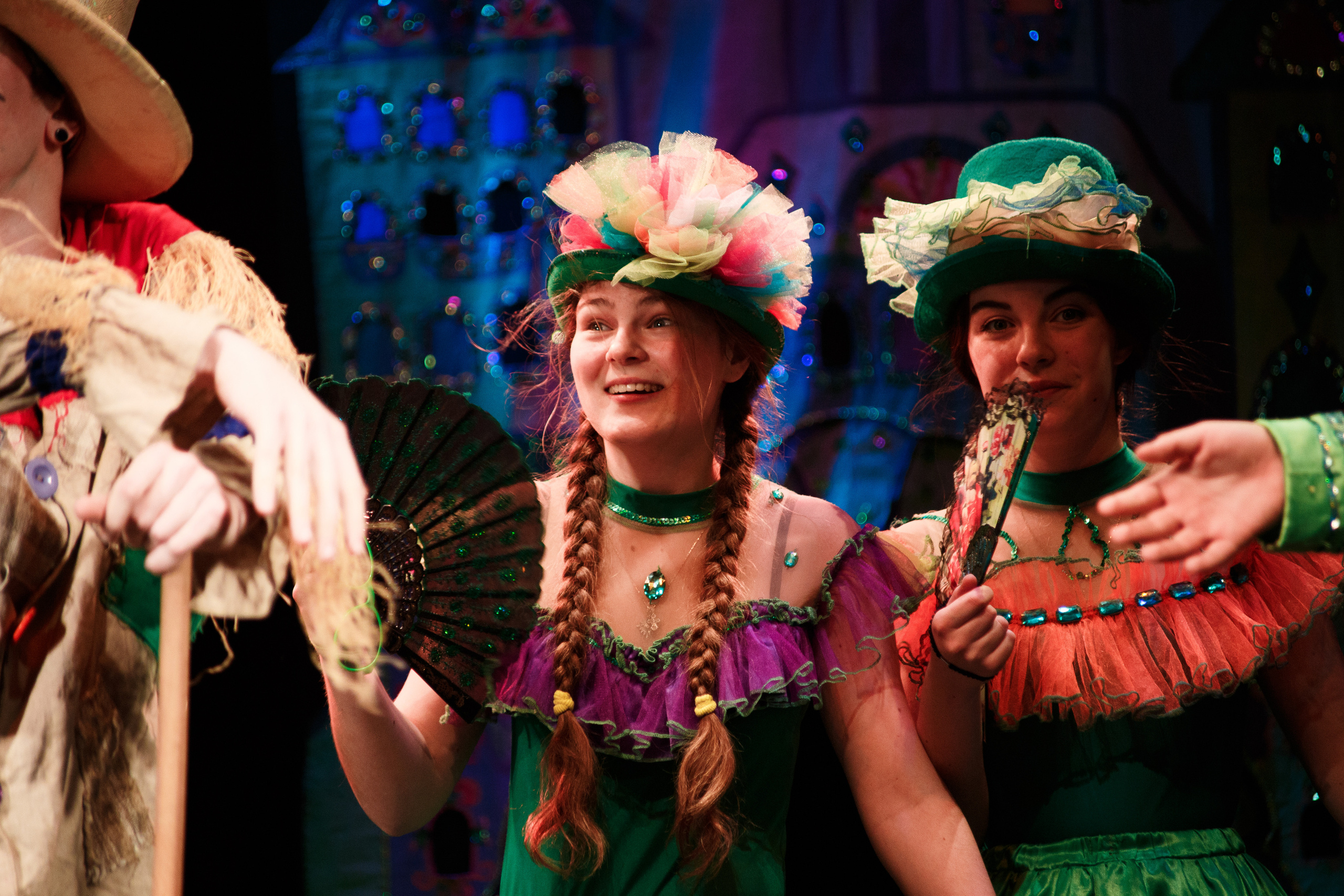 Театр «Сорванцы». Волшебник Изумрудного города. Фото • Видео • Аэросъемка • Контент для бизнеса