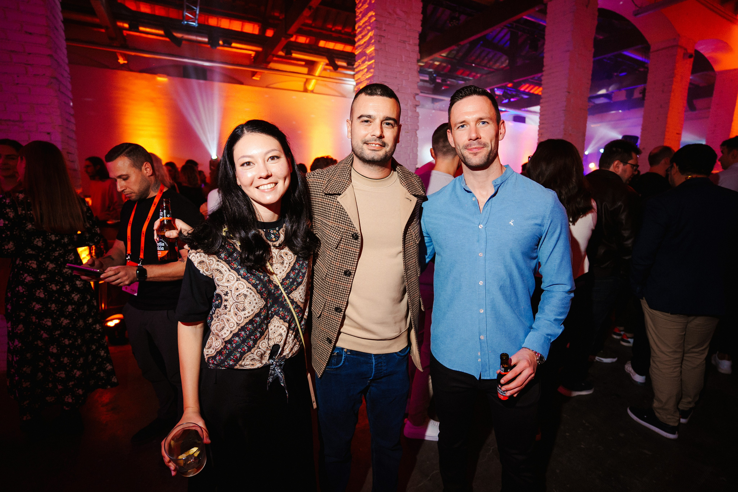 Barcelona — We shine together. Foto • Video • Produktion • Luftbildaufnahmen • Erstellung von Medien