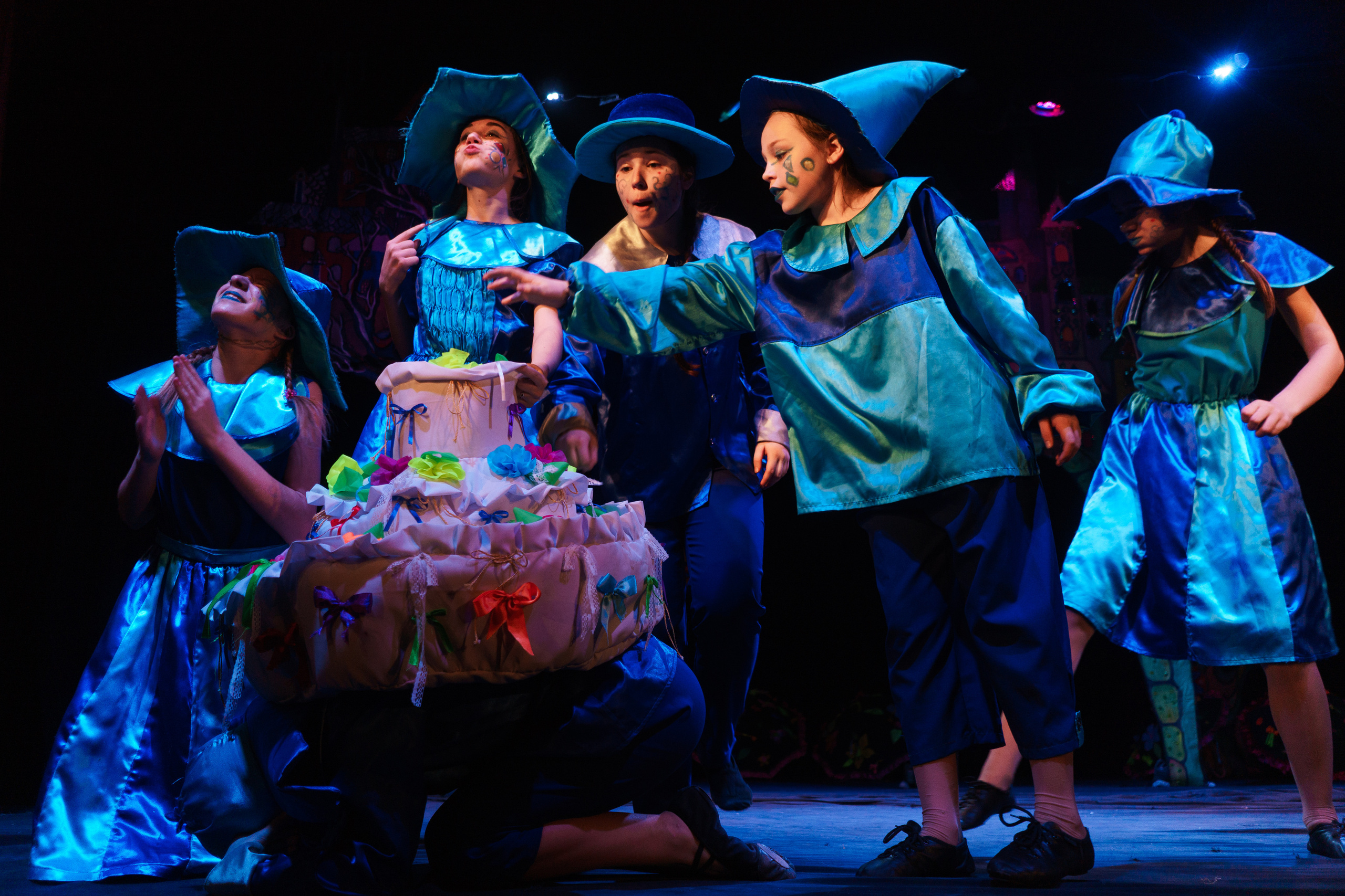 Театр «Сорванцы». Волшебник Изумрудного города. Фото • Видео • Аэросъемка • Контент для бизнеса