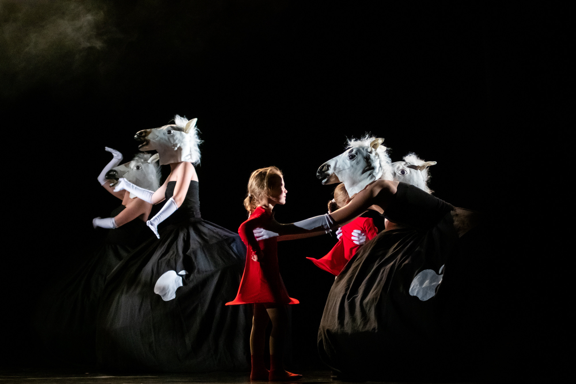 Лена Пуль. Алиса. Фото • Видео • Аэросъемка • Контент для бизнеса