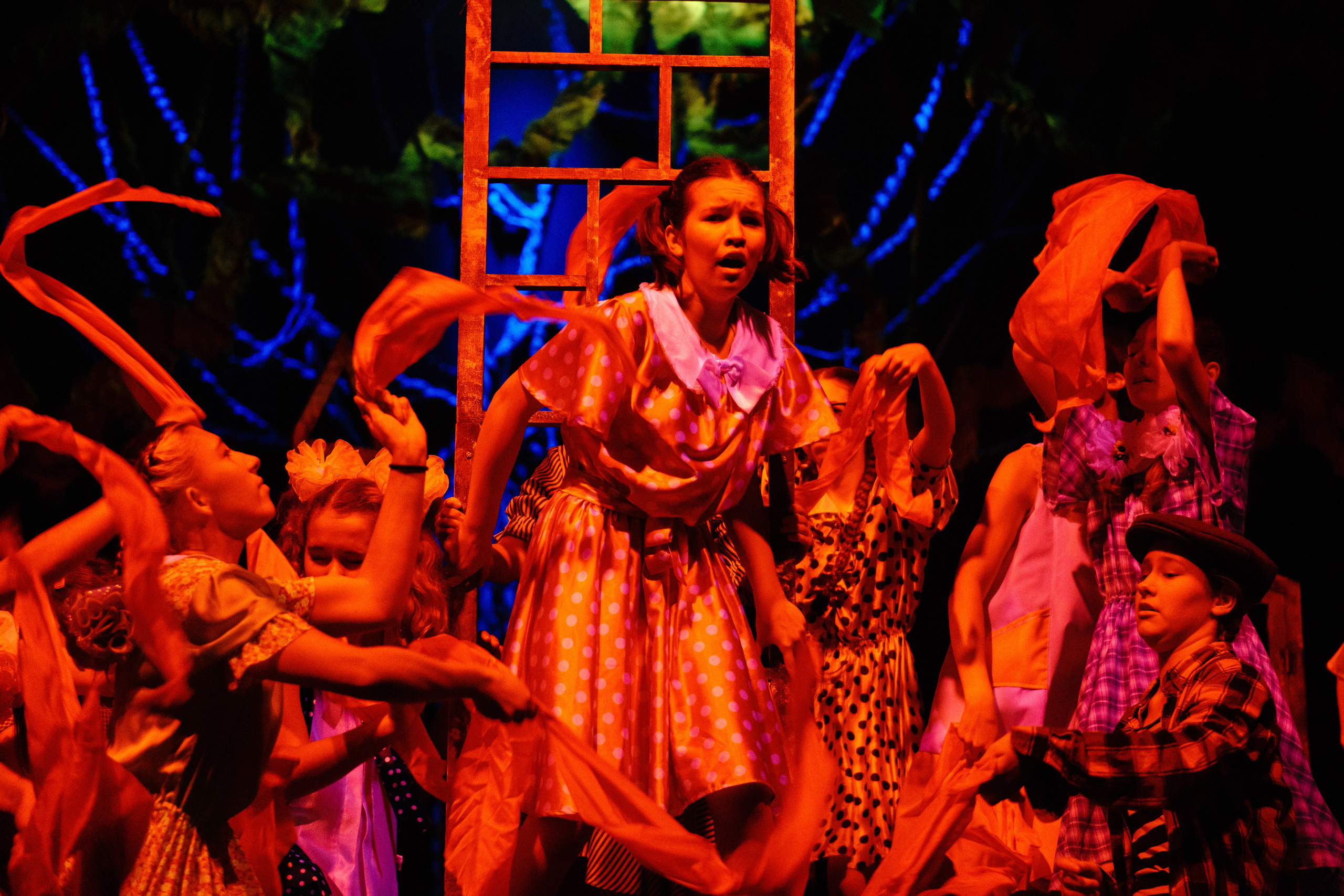 Театр «Сорванцы». Манюня. Фото • Відео • Аерозйомка • Контент для бізнесу