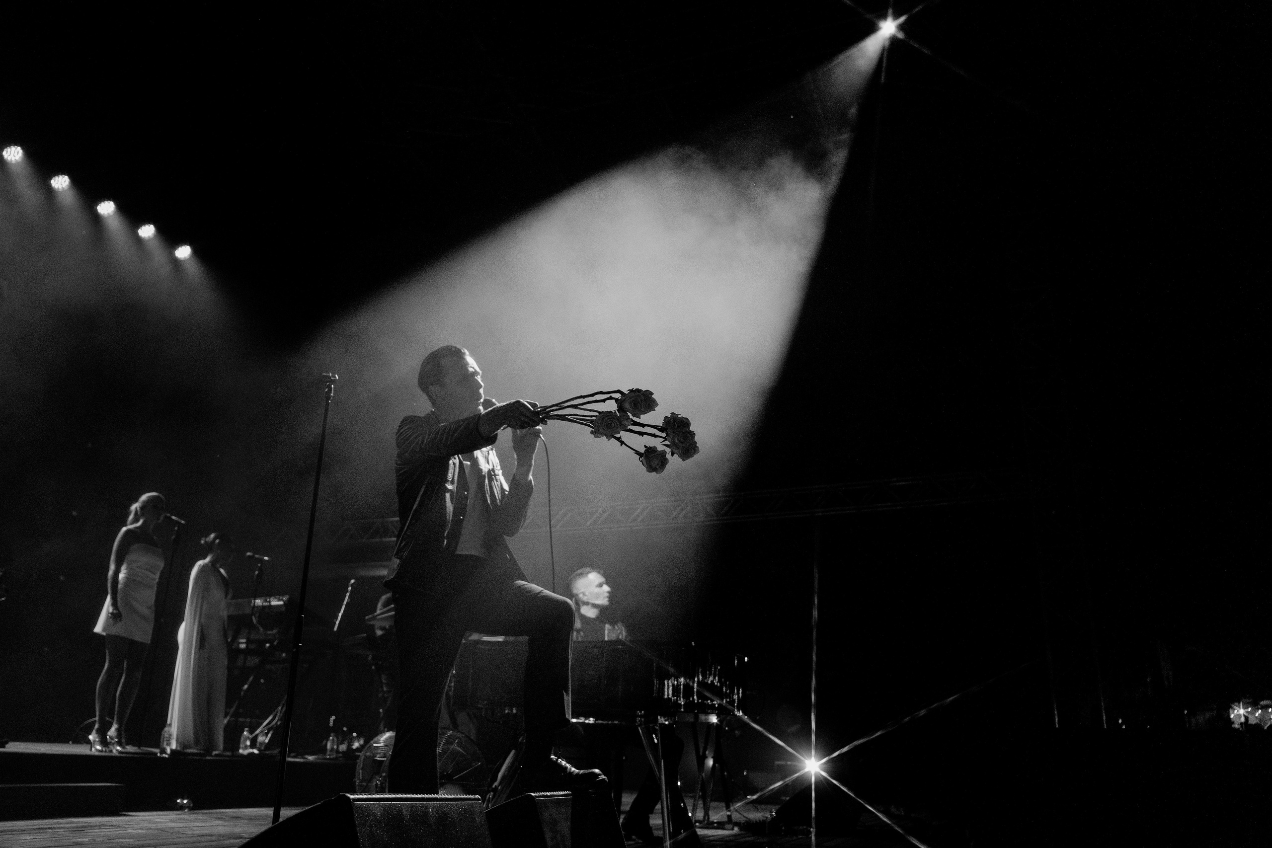 HURTS — Sigulda Medieval Castle. Фото • Відео • Аерозйомка • Контент для бізнесу