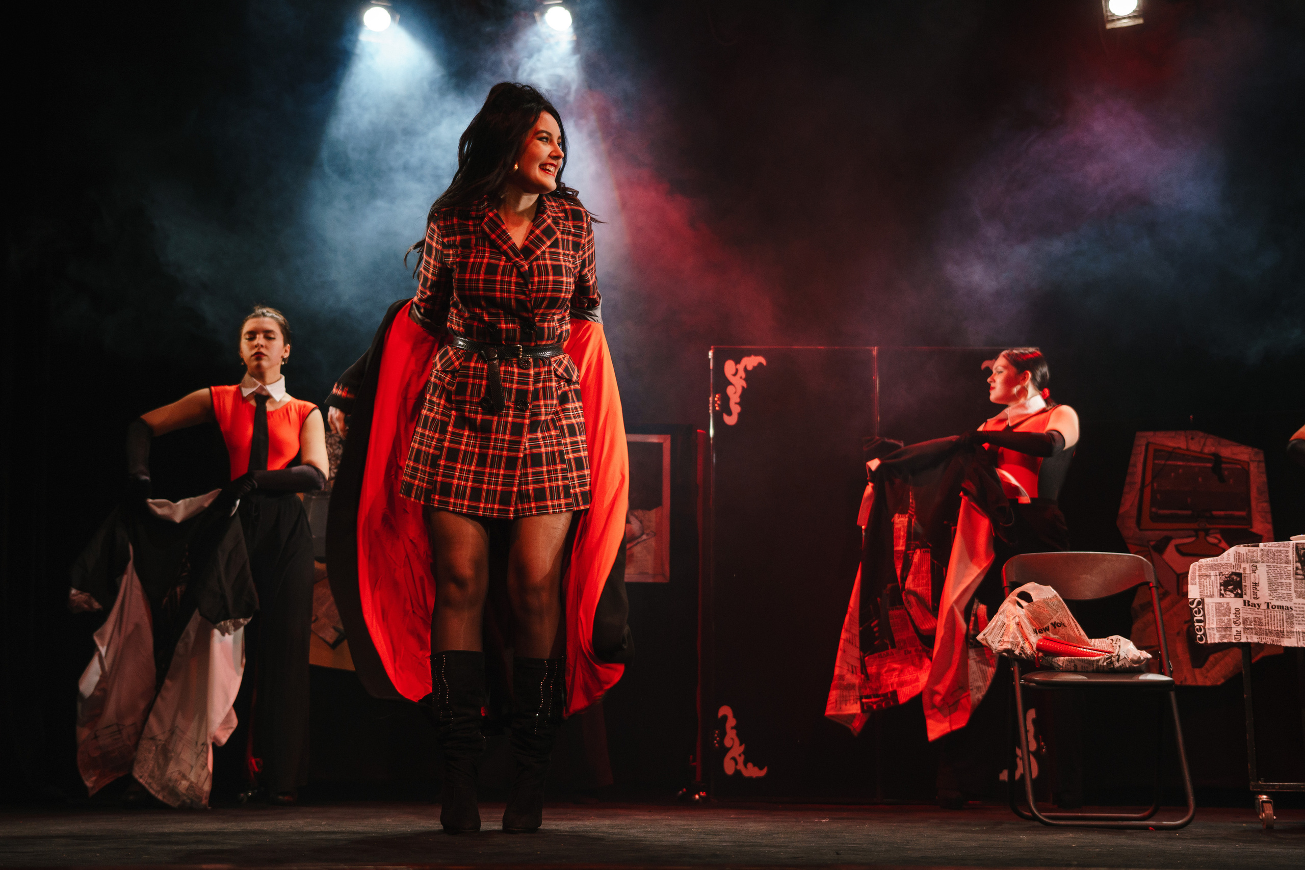 Театр «Сорванцы». Три плюс Кот. Фото • Видео • Аэросъемка • Контент для бизнеса