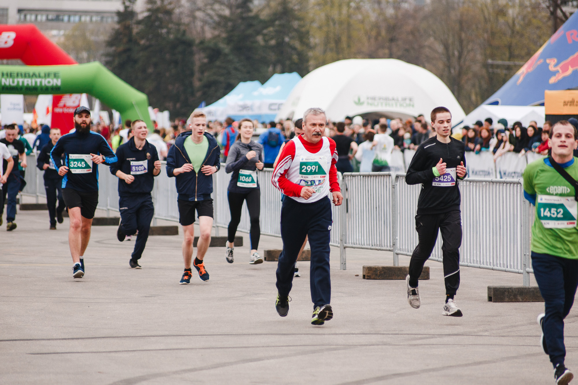 Жилстрой Марафон. Фото • Відео • Аерозйомка • Контент для бізнесу