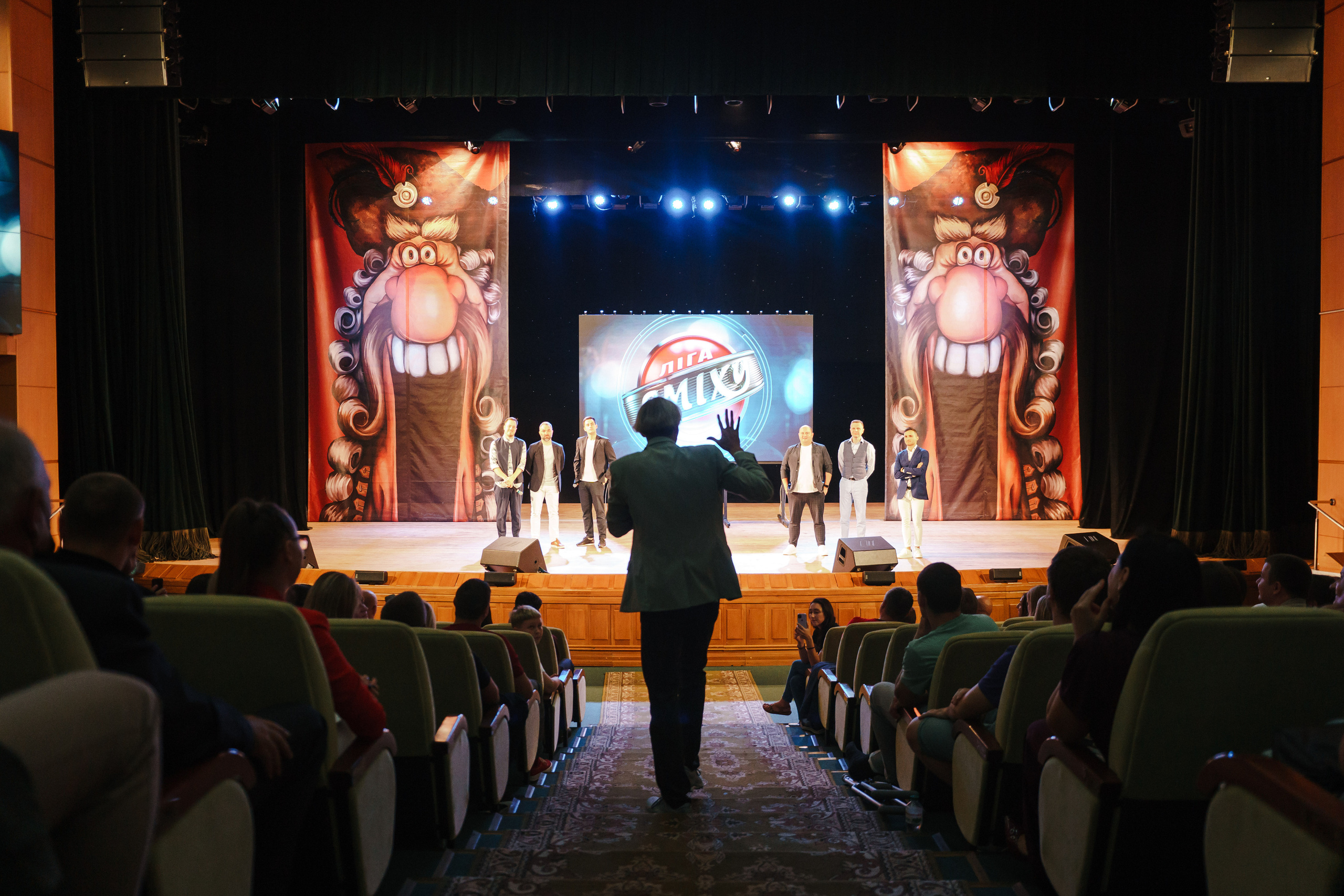 Лига Смеха. Харьков — ХНАТОБ. Фото • Відео • Аерозйомка • Контент для бізнесу