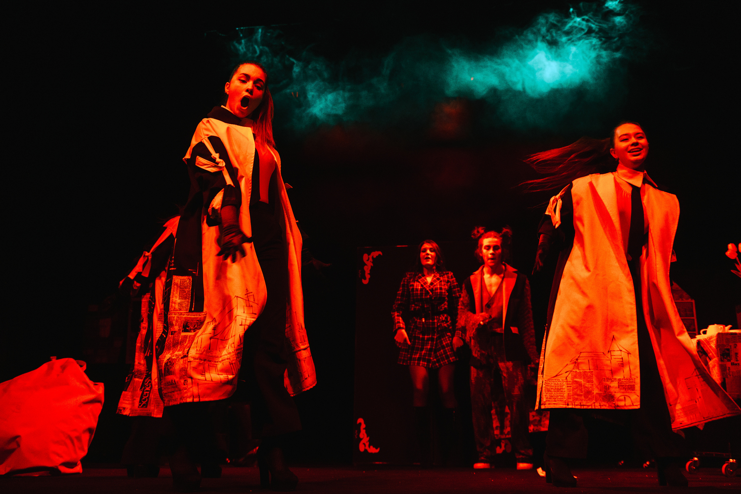 Театр «Сорванцы». Три плюс Кот. Премьера. Фото • Видео • Аэросъемка • Контент для бизнеса