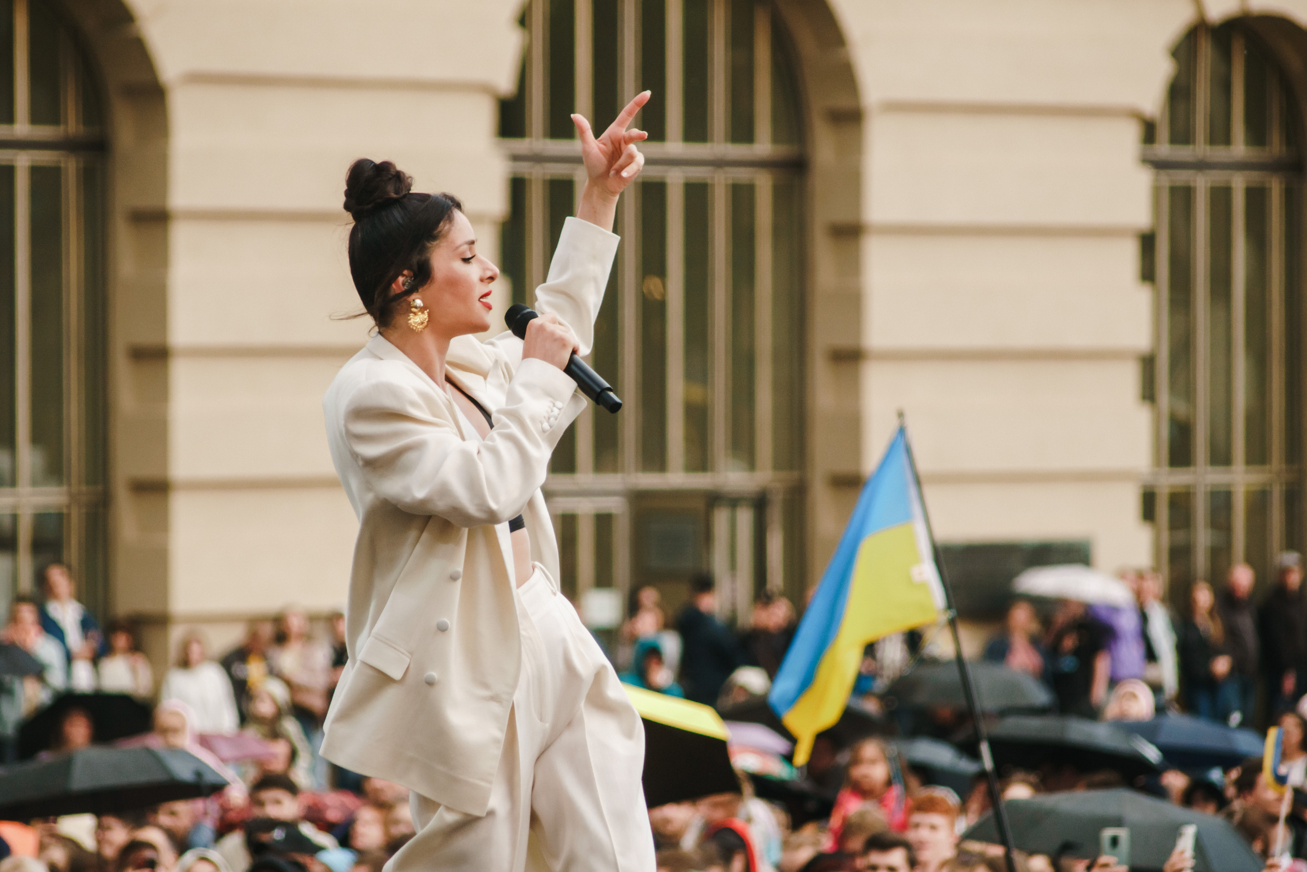 Life Will Win. Berlin. Photo • Video • Production • Aerial • Media Creation