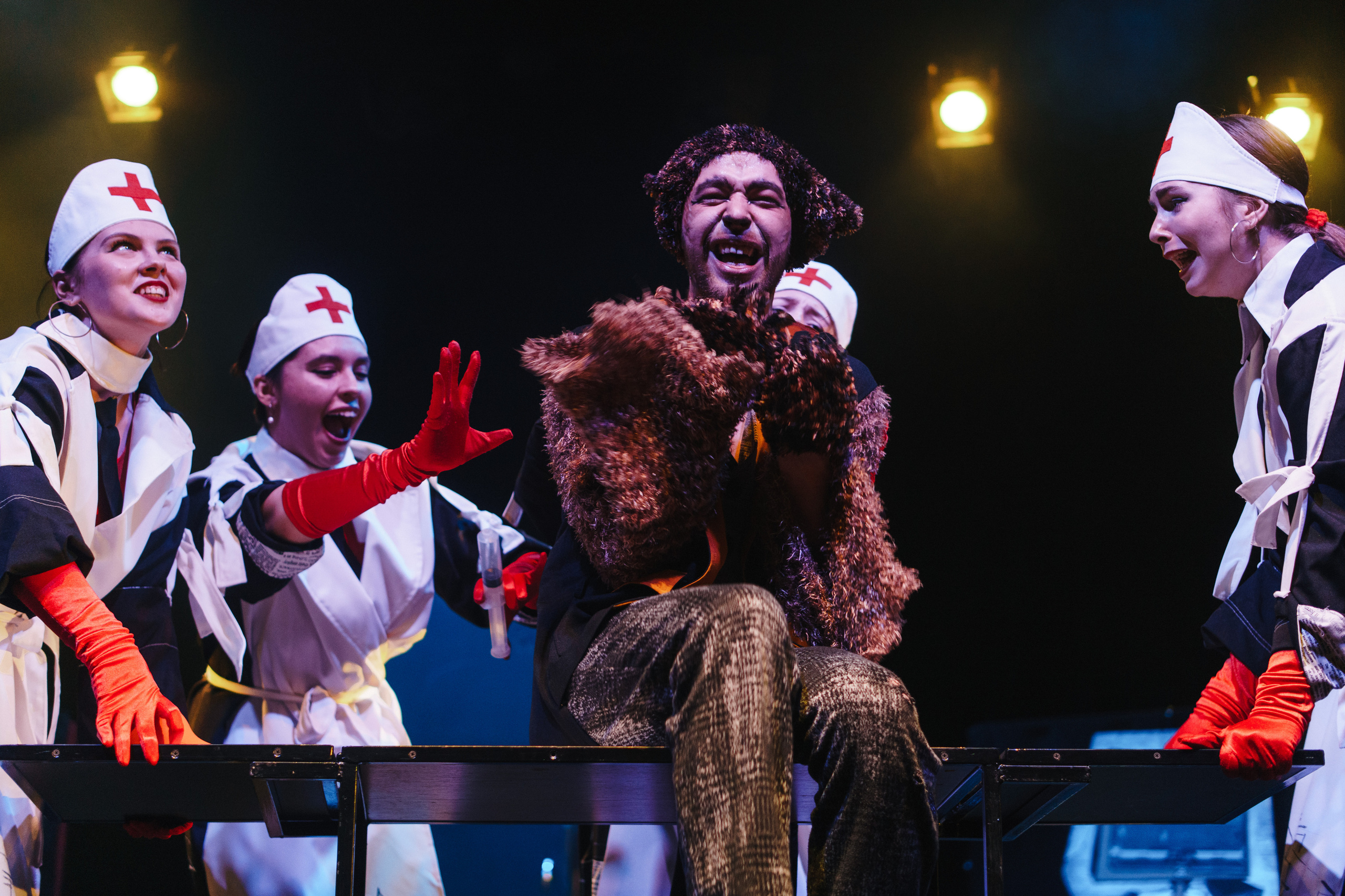 Театр «Сорванцы». Три плюс Кот. Фото • Видео • Аэросъемка • Контент для бизнеса