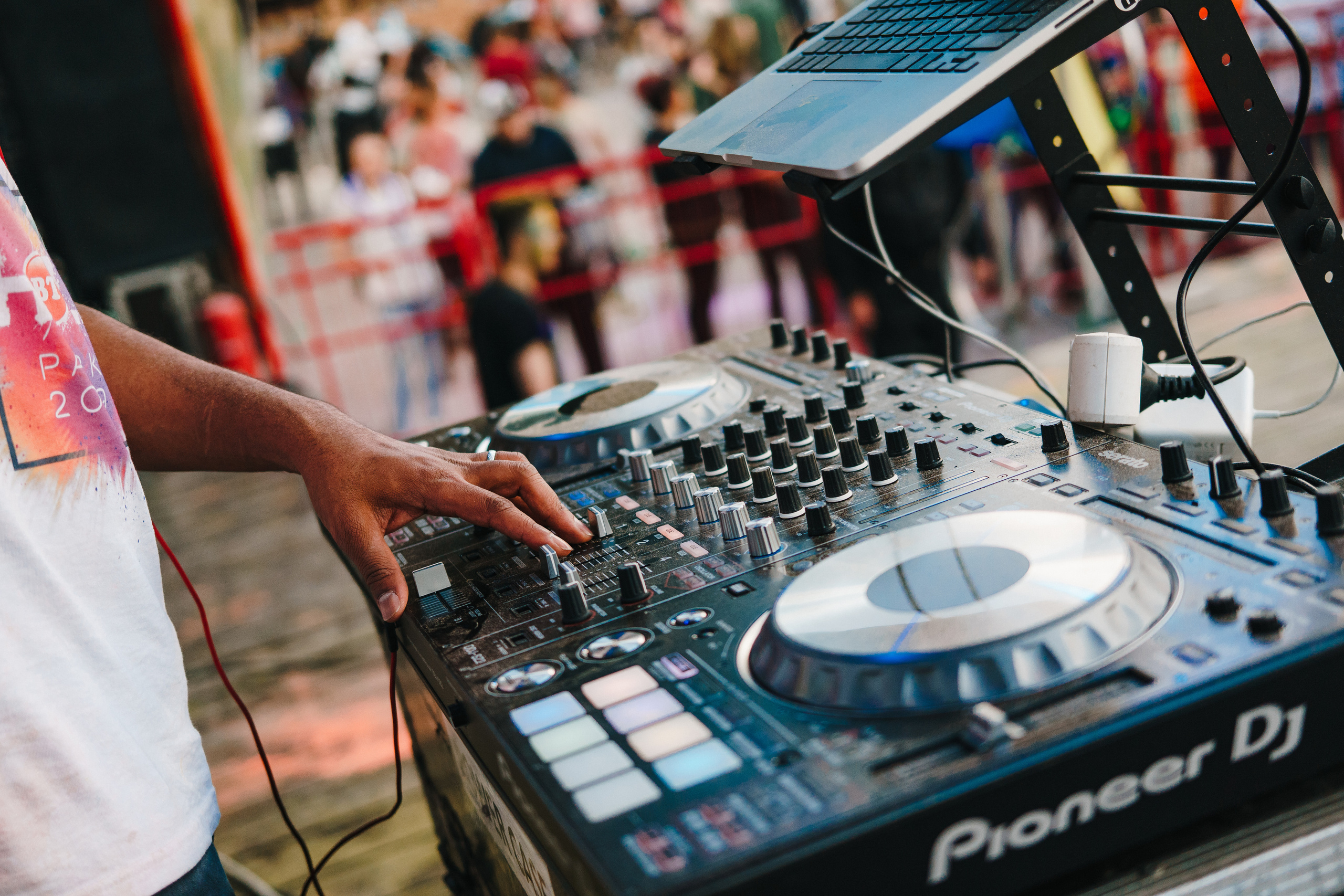 Фестиваль красок в Центральном парке. Foto • Video • Produktion • Luftbildaufnahmen • Erstellung von Medien