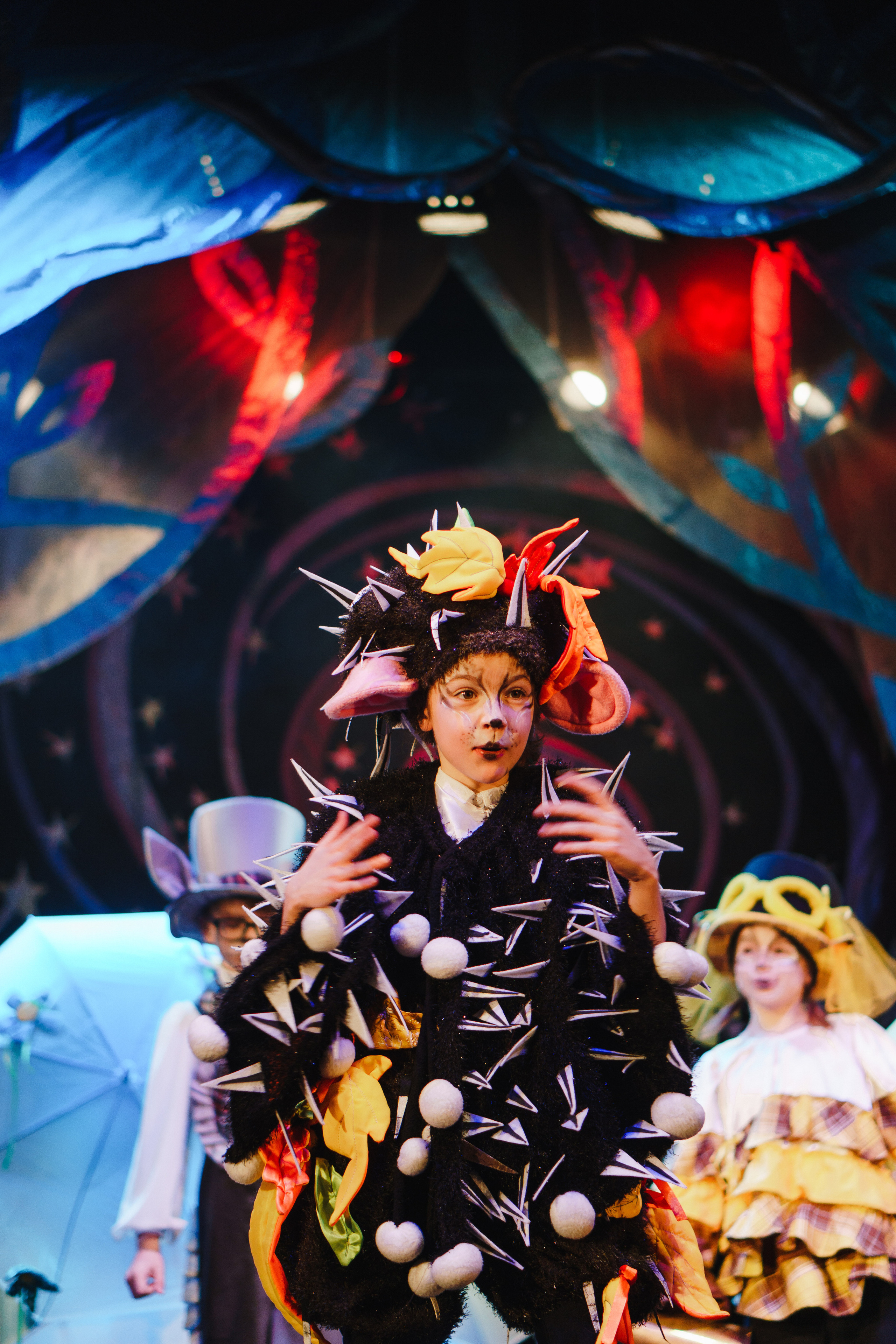 Театр «Сорванцы». Давайте никогда не расставаться. Фото • Відео • Аерозйомка • Контент для бізнесу