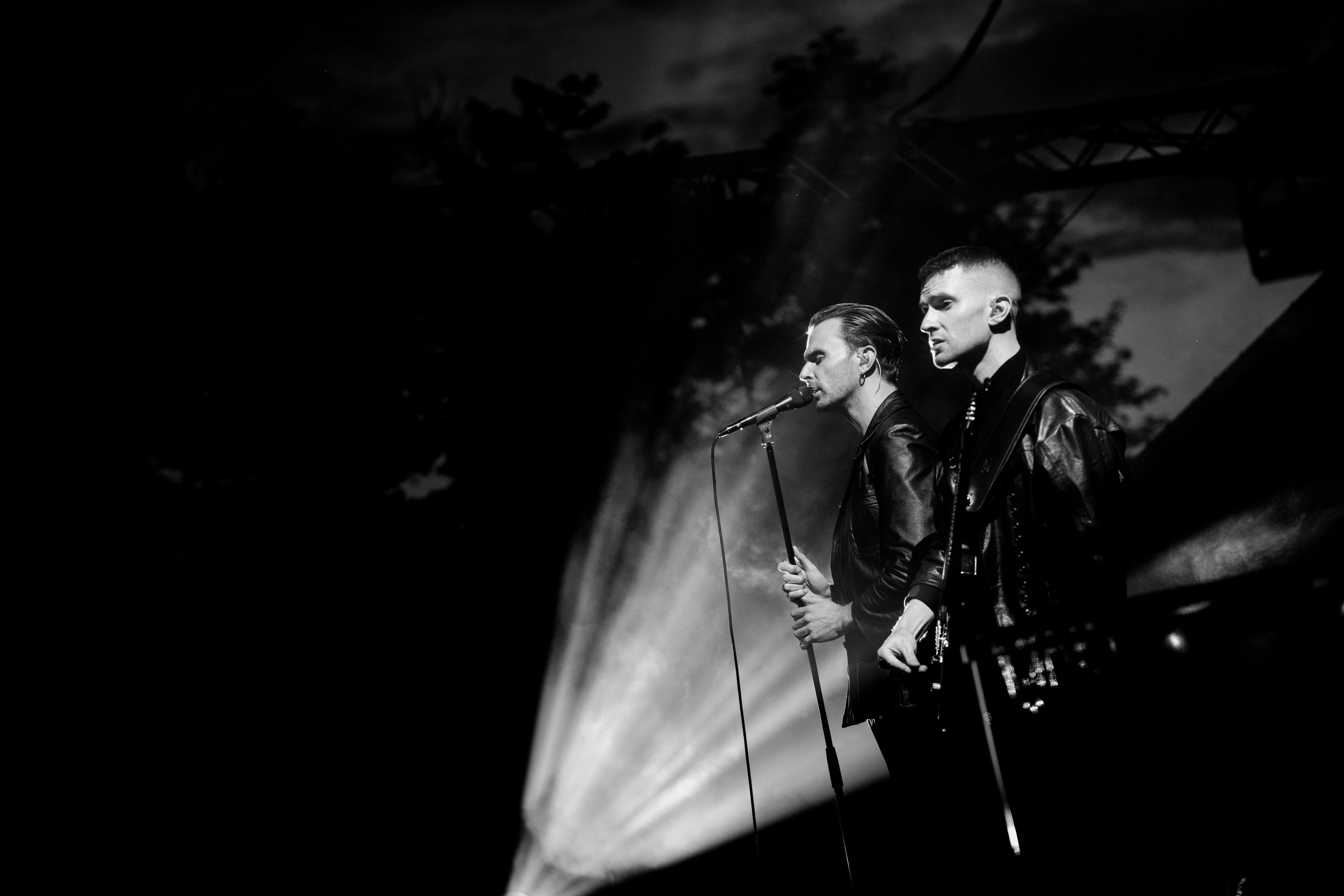 HURTS — Sigulda Medieval Castle. Фото • Відео • Аерозйомка • Контент для бізнесу