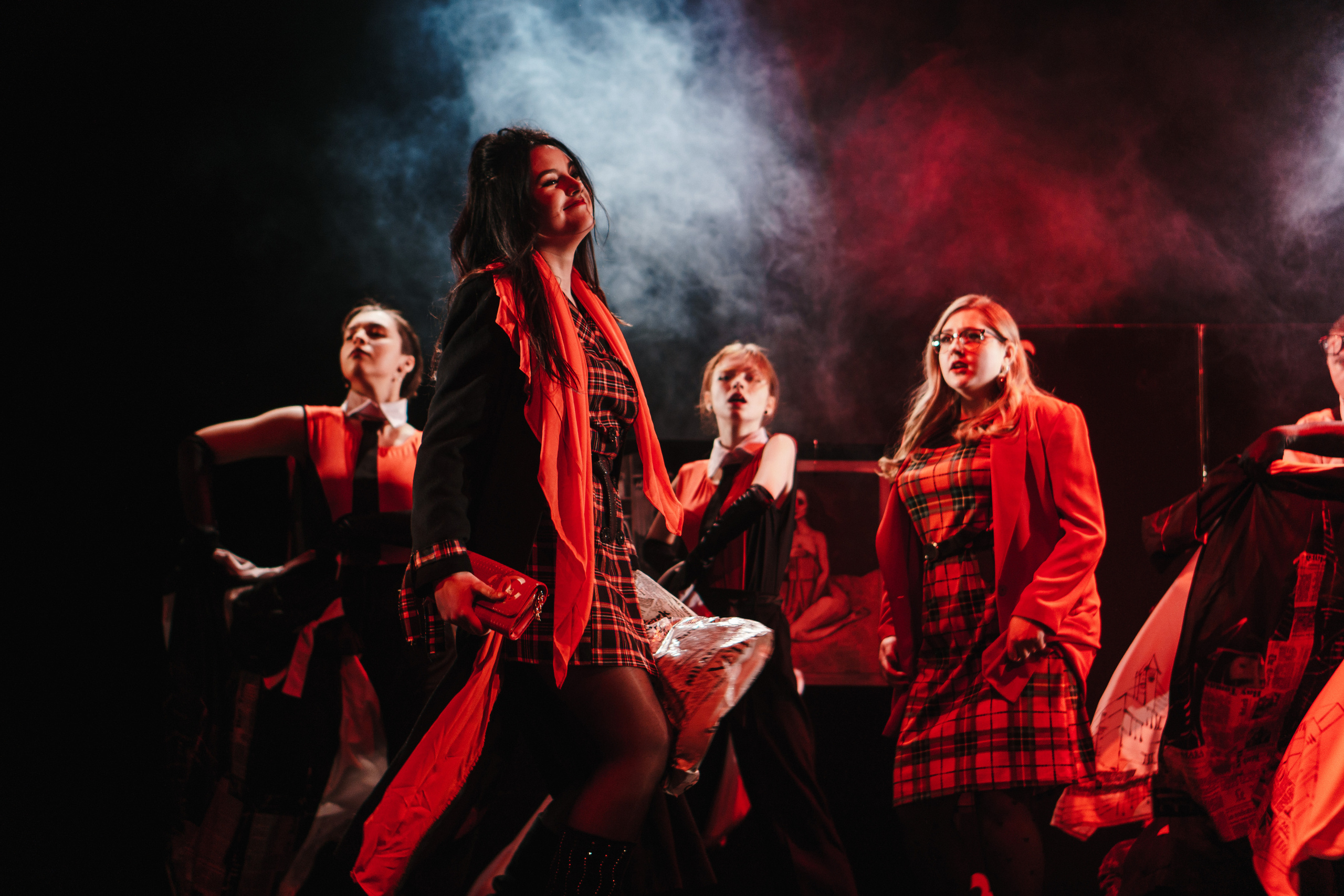 Театр «Сорванцы». Три плюс Кот. Фото • Видео • Аэросъемка • Контент для бизнеса