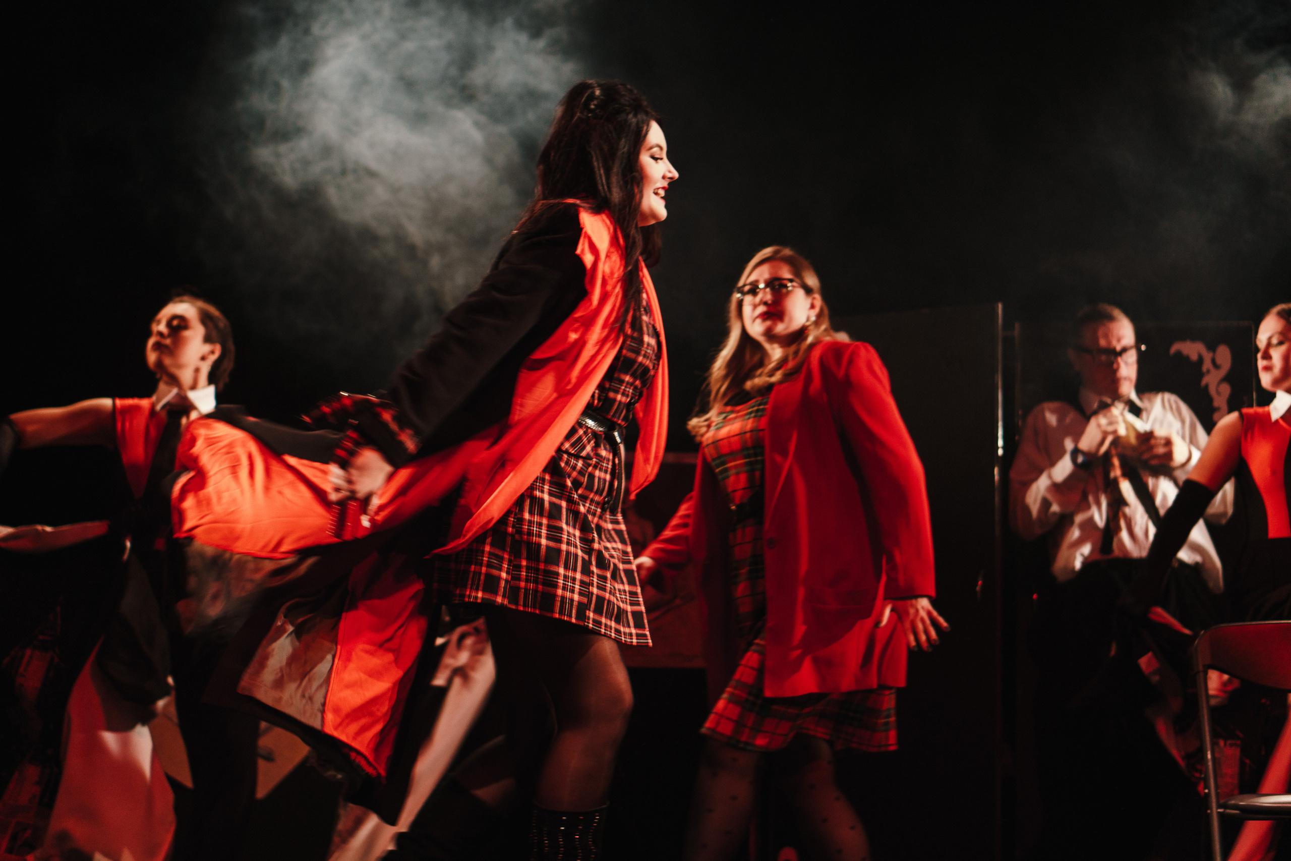 Театр «Сорванцы». Три плюс Кот. Фото • Видео • Аэросъемка • Контент для бизнеса