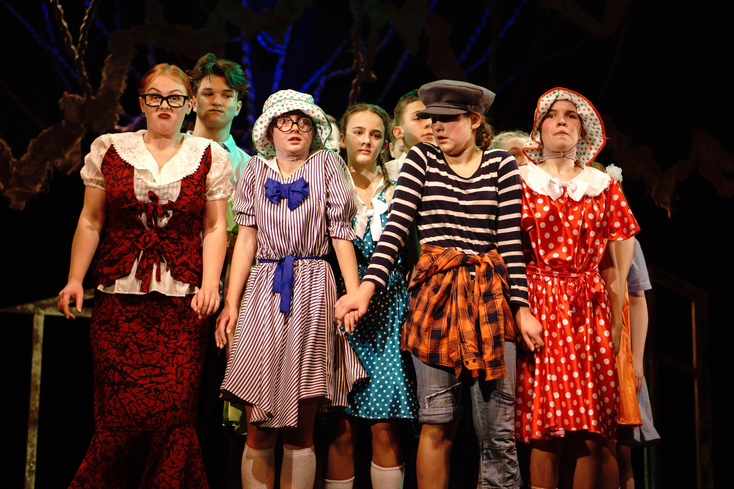 Театр «Сорванцы». Манюня. Фото • Відео • Аерозйомка • Контент для бізнесу